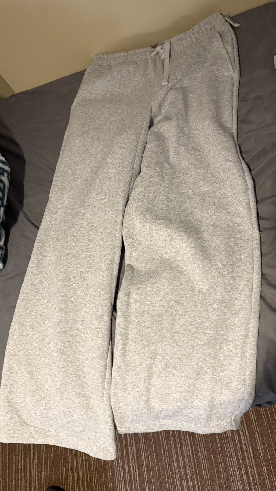 Cotton On Grey Super Baggy Cotton On Sweatpants Size US 30 / EU 46 - 3 Thumbnail