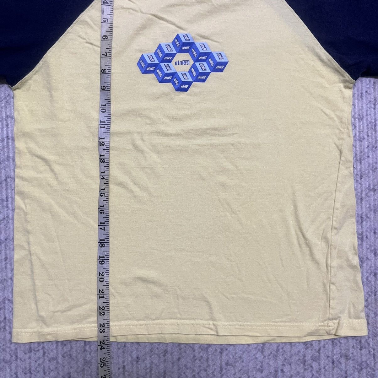 Etnies Rare Vintage Etnies Skateboard Tees Size US S / EU 44-46 / 1 - 10 Thumbnail