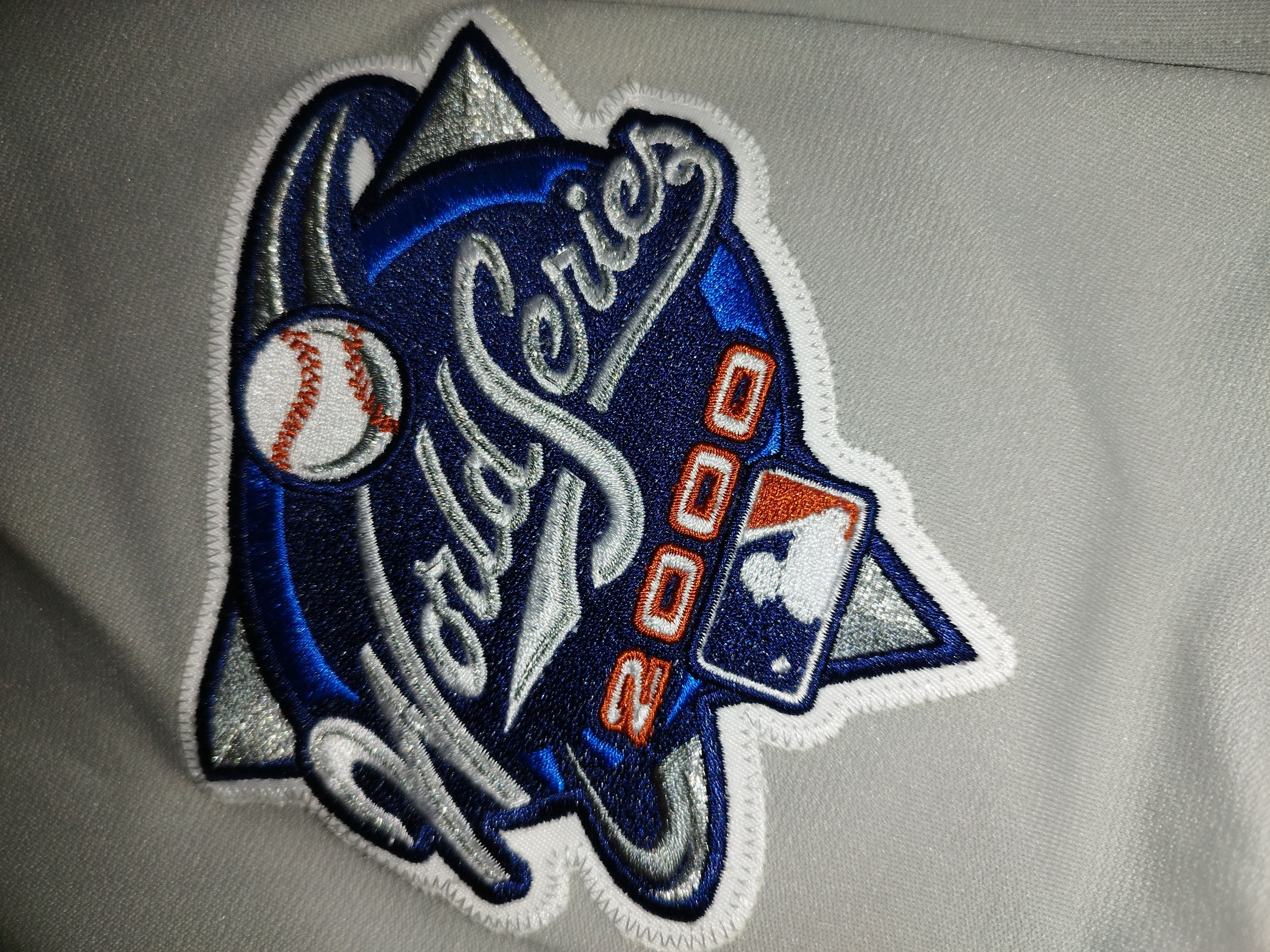 Mitchell & Ness Derek Jeter New York Yankees 2000 Authentic Throwback Jersey Size US S / EU 44-46 / 1 - 15 Thumbnail
