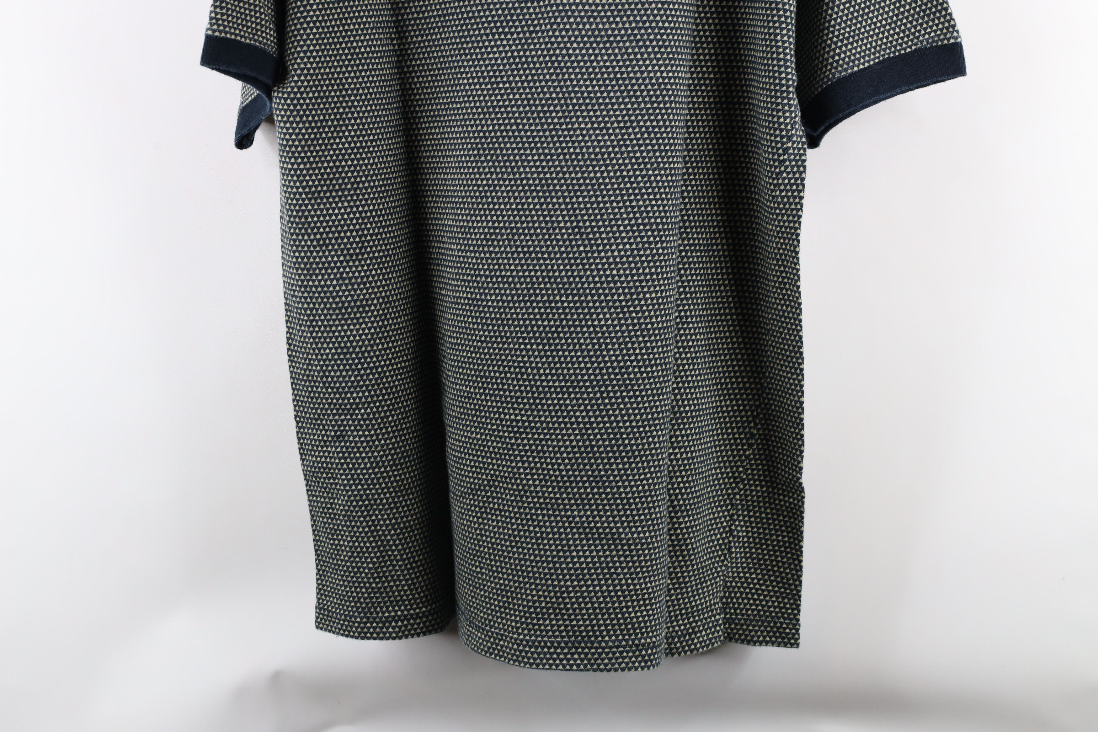 Vintage Vintage 90s Streetwear Triangle Collared Golf Polo Shirt Size US M / EU 48-50 / 2 - 7 Thumbnail