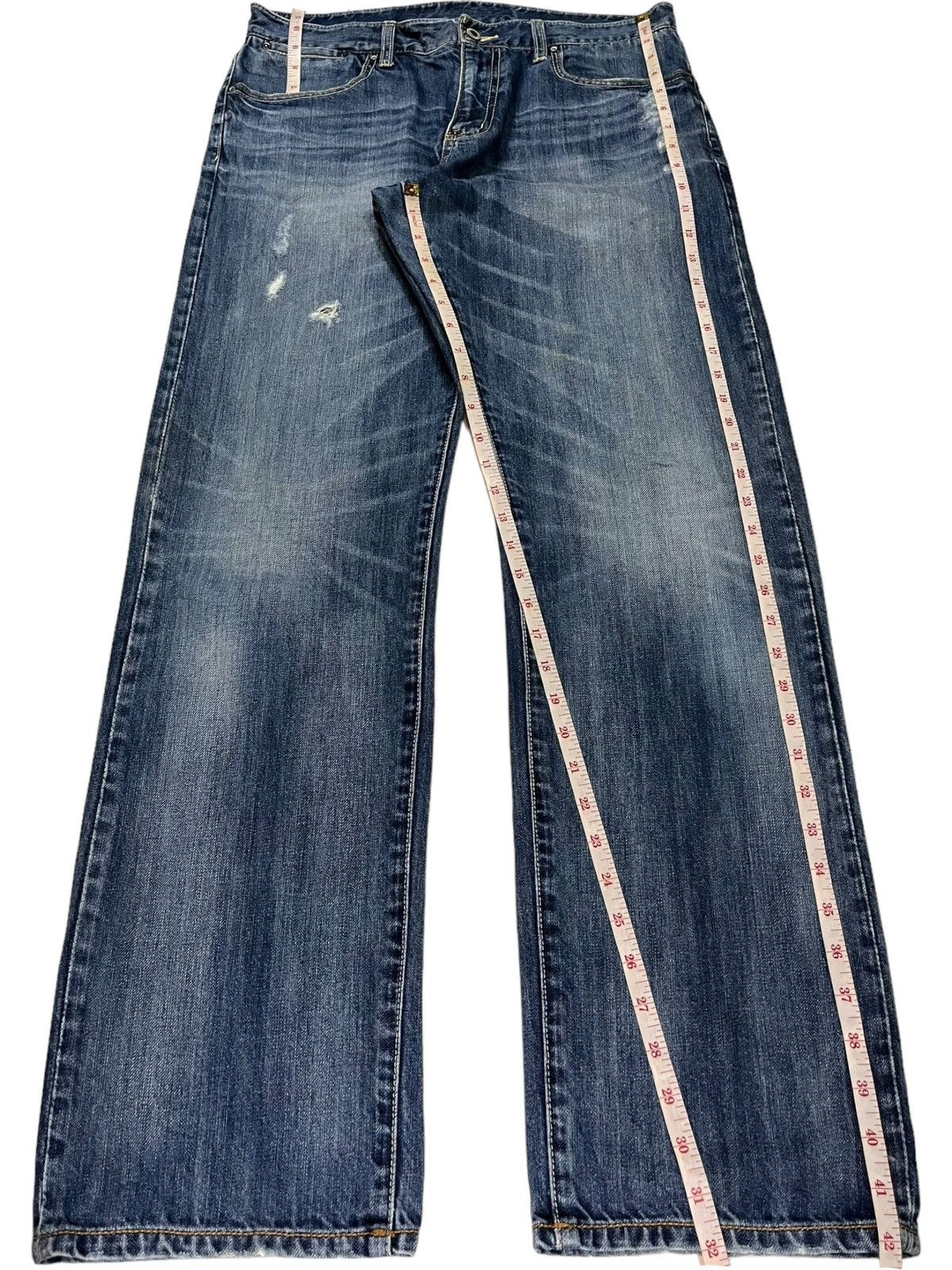 Japanese Brand Vintage Japanese Brand Blue Wash Distressed Loose Jeans Size US 33 - 12 Thumbnail