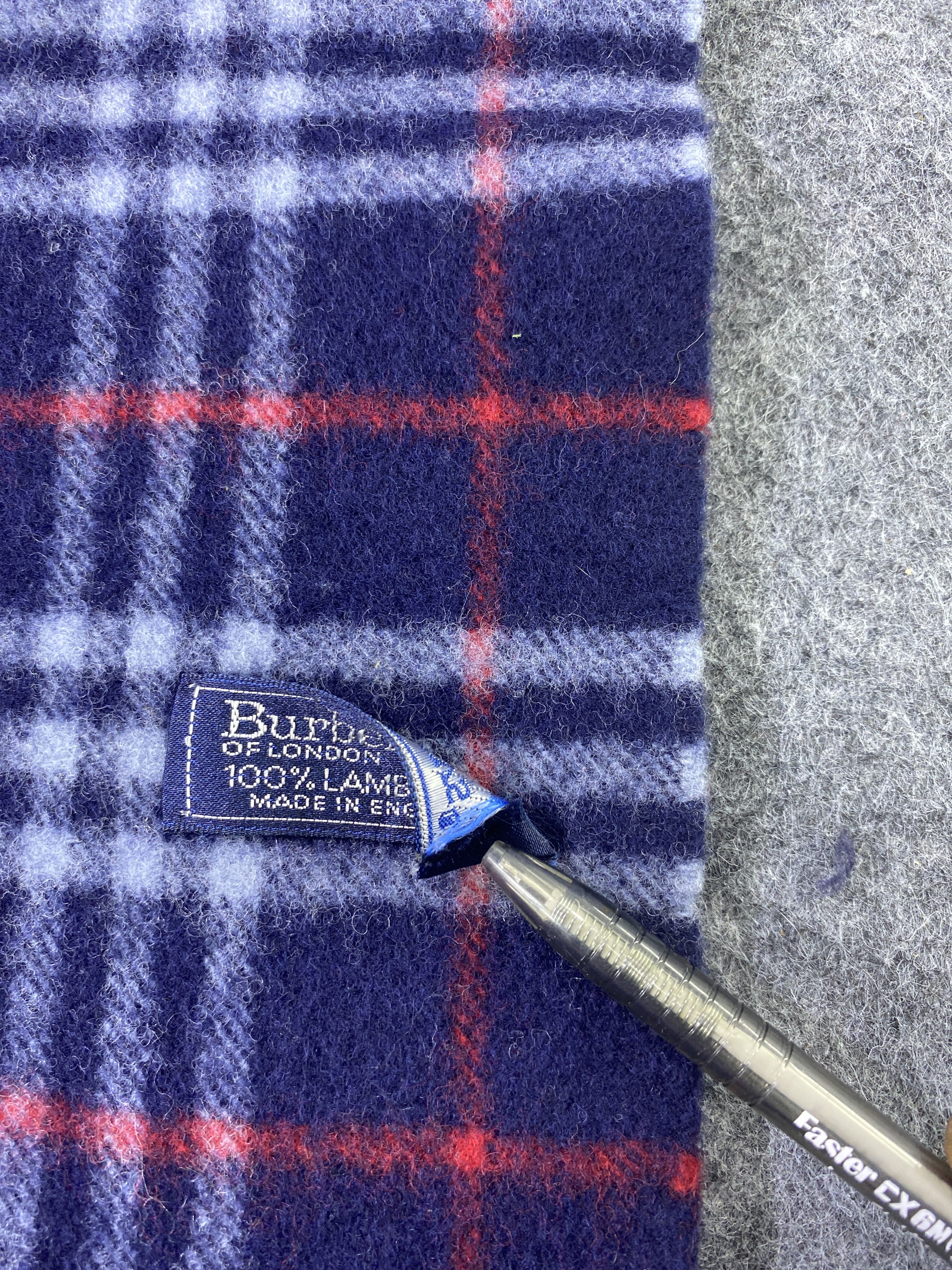 Burberry BURBERRY Scarf / Muffler / Neckwear -T797 Size ONE SIZE - 6 Thumbnail