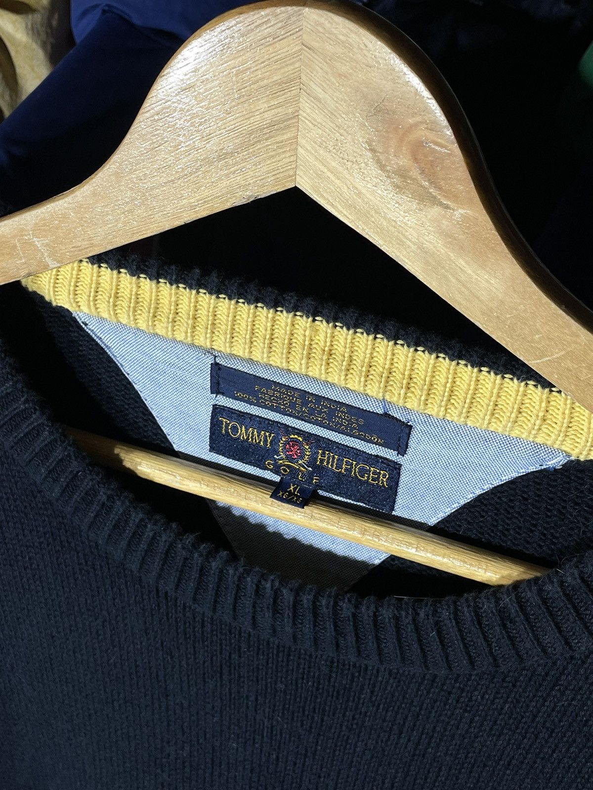 Tommy Hilfiger Sweater Tommy Hilfiger Crest 90’s Vintage Size US XL / EU 56 / 4 - 6 Thumbnail