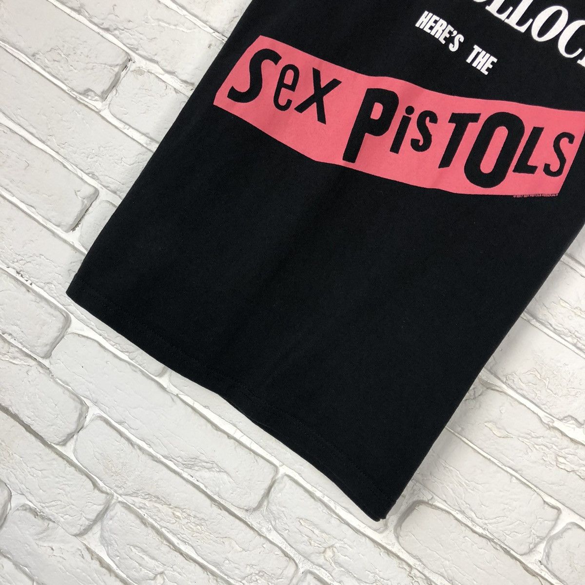 Band Tees Sex Pistols 2017 tee t shirt Size US M / EU 48-50 / 2 - 3 Thumbnail