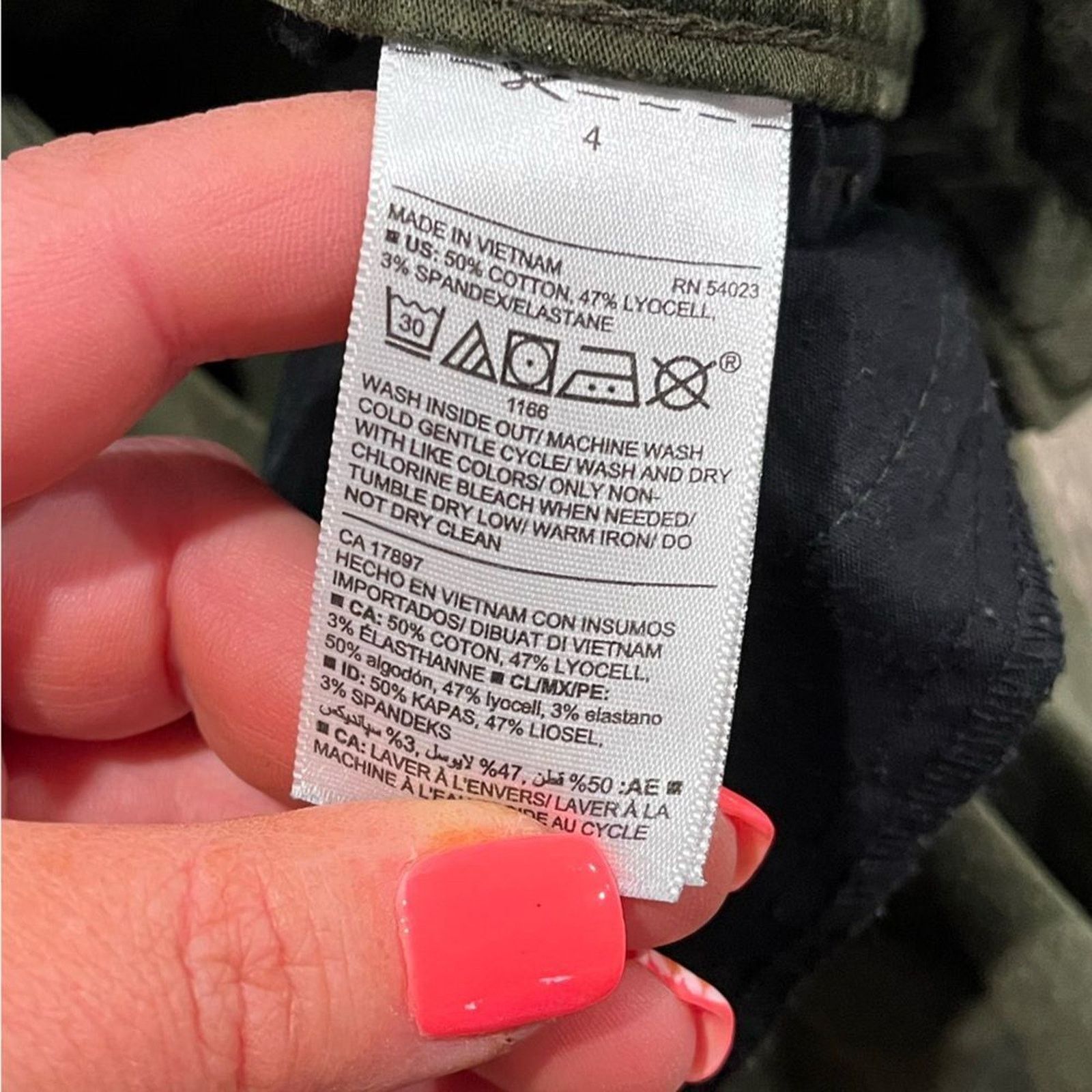 Old Navy Old Navy Womens Rockstar Super Skinny Jeans Mid-Rise Denim Size 27" / US 4 / IT 40 - 2 Thumbnail