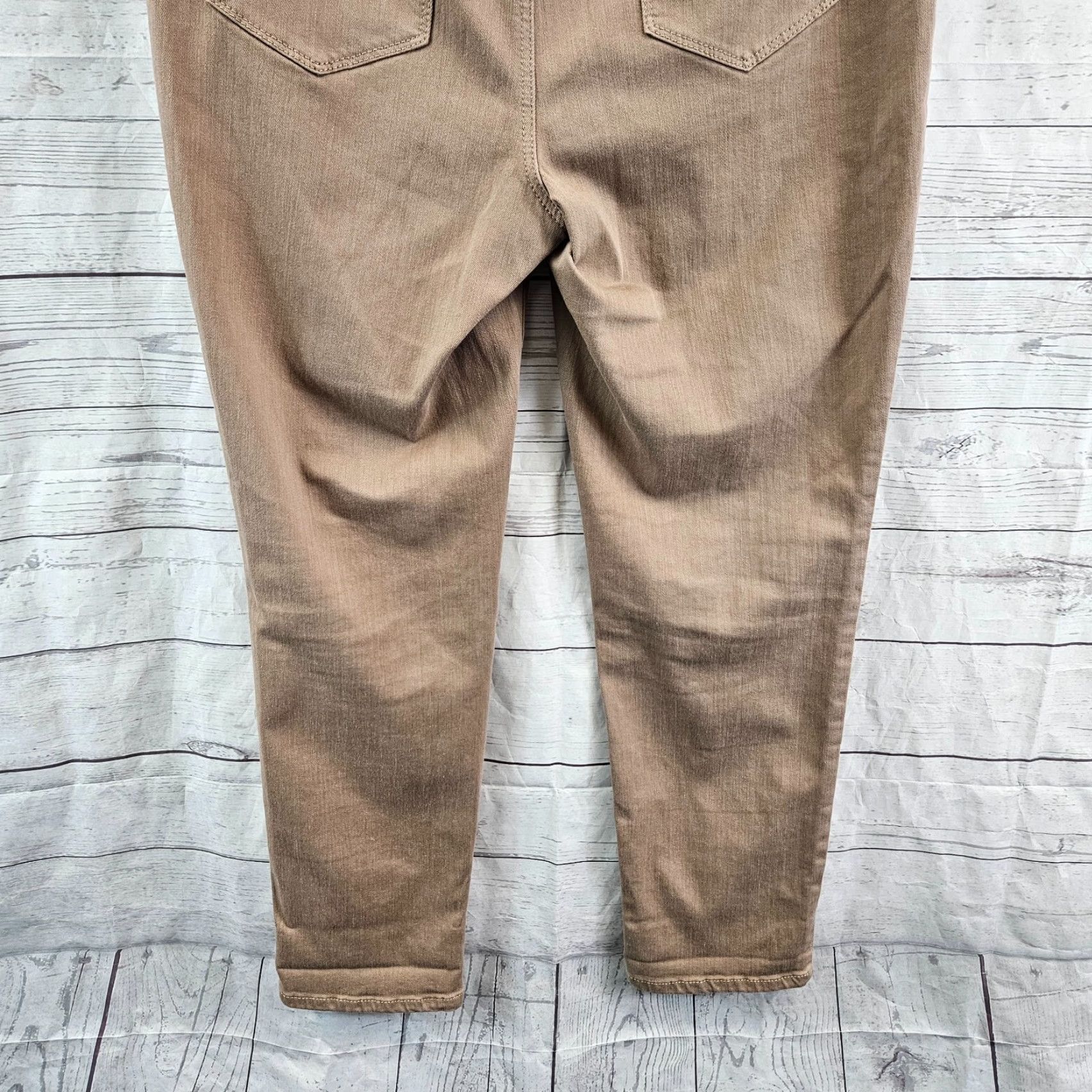 Vintage Chico's Womens So Slimming Girlfriend Ankle Jeans Sz 8 Tan Mid Rise Cotton Blend Jeans Womens 8 Brown Ankle Slimming (Chico's) Size 30" / US 8 / IT 44 - 5 Thumbnail