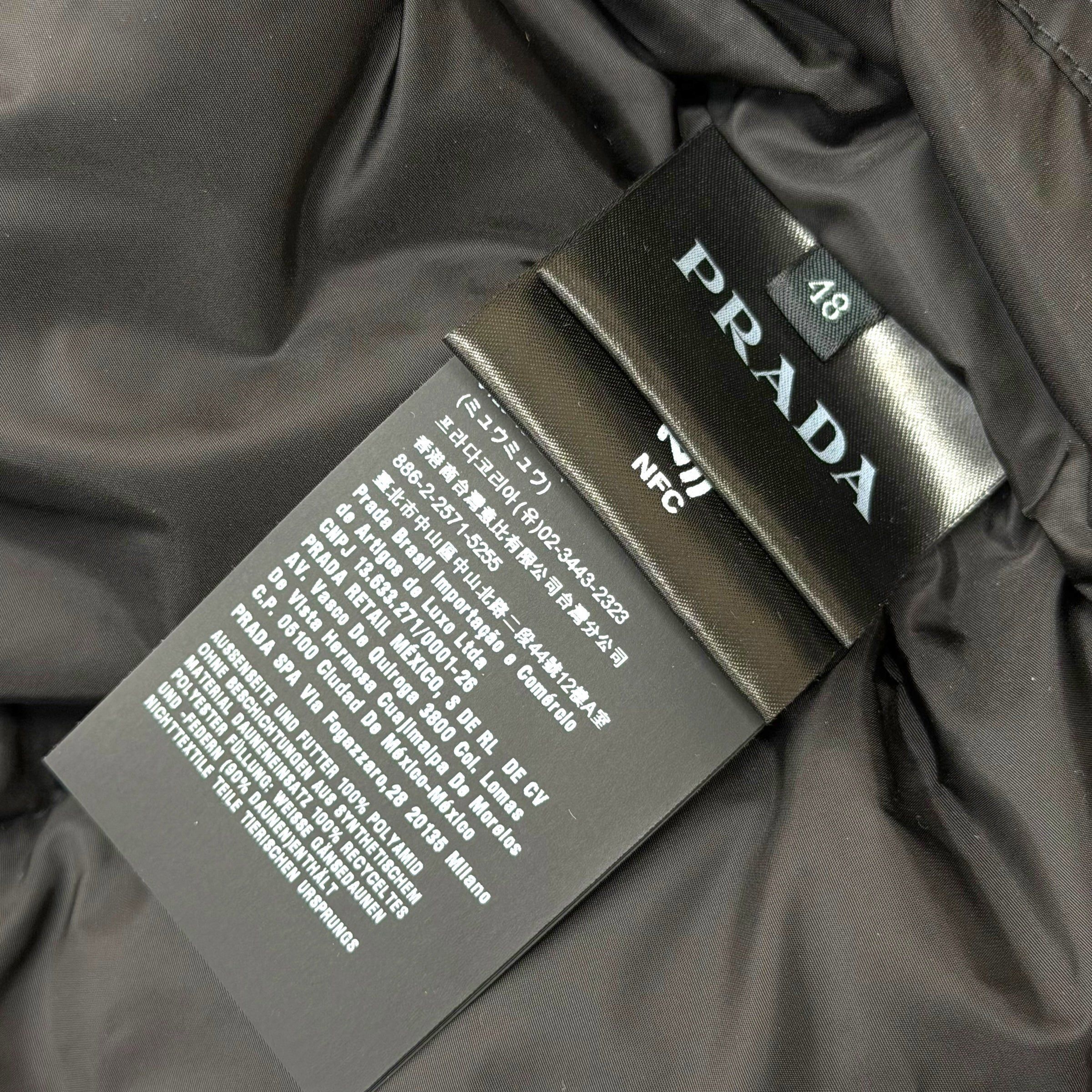 Prada Prada Padded Re-Nylon Vest 48 (M) Size US M / EU 48-50 / 2 - 6 Thumbnail