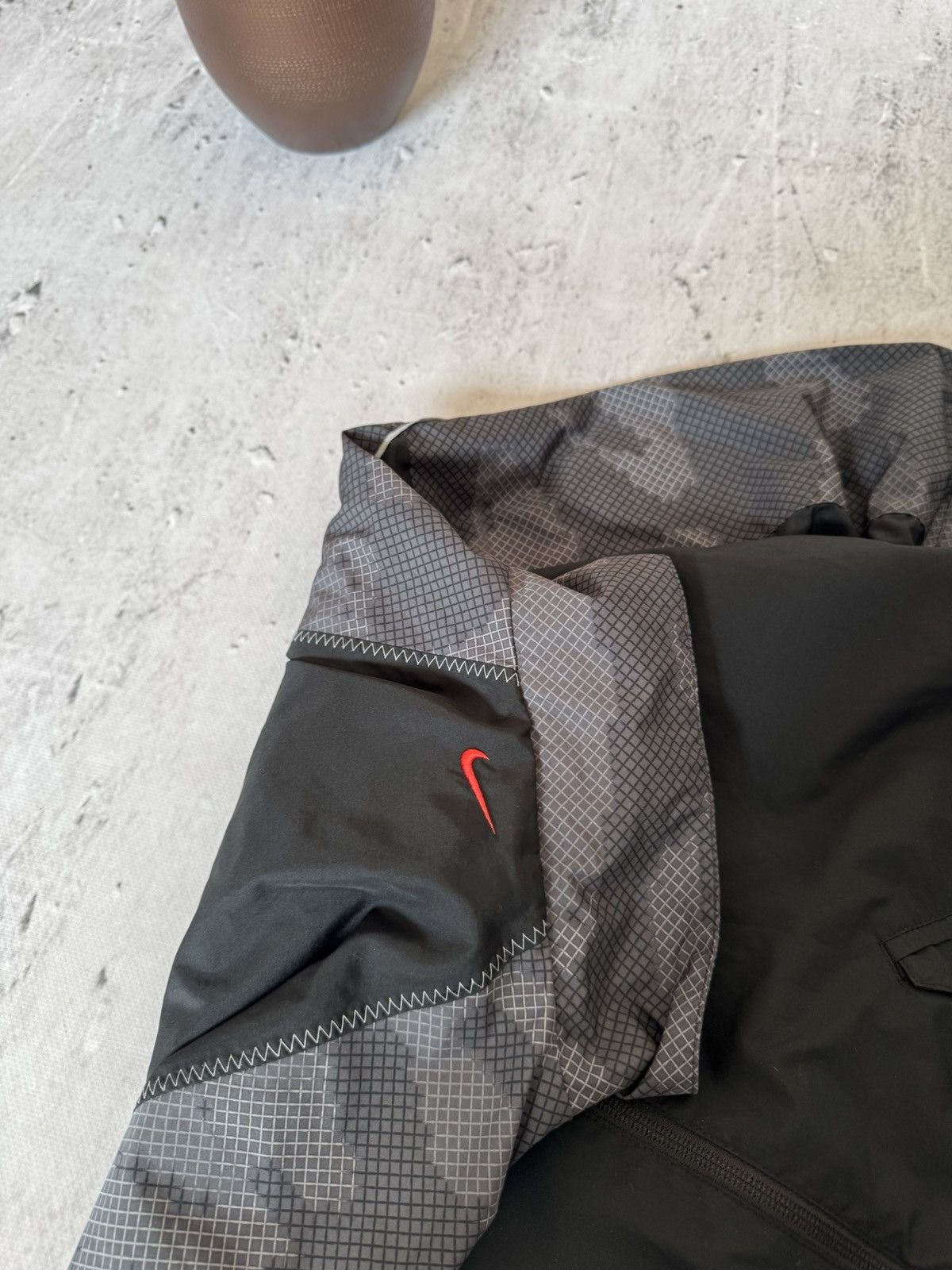 Nike × Vintage NIKE AIR MAX VINTAGE BASIC LOGO OVERSIZE BAGGY LIGHT JACKET Size US S / EU 44-46 / 1 - 7 Thumbnail