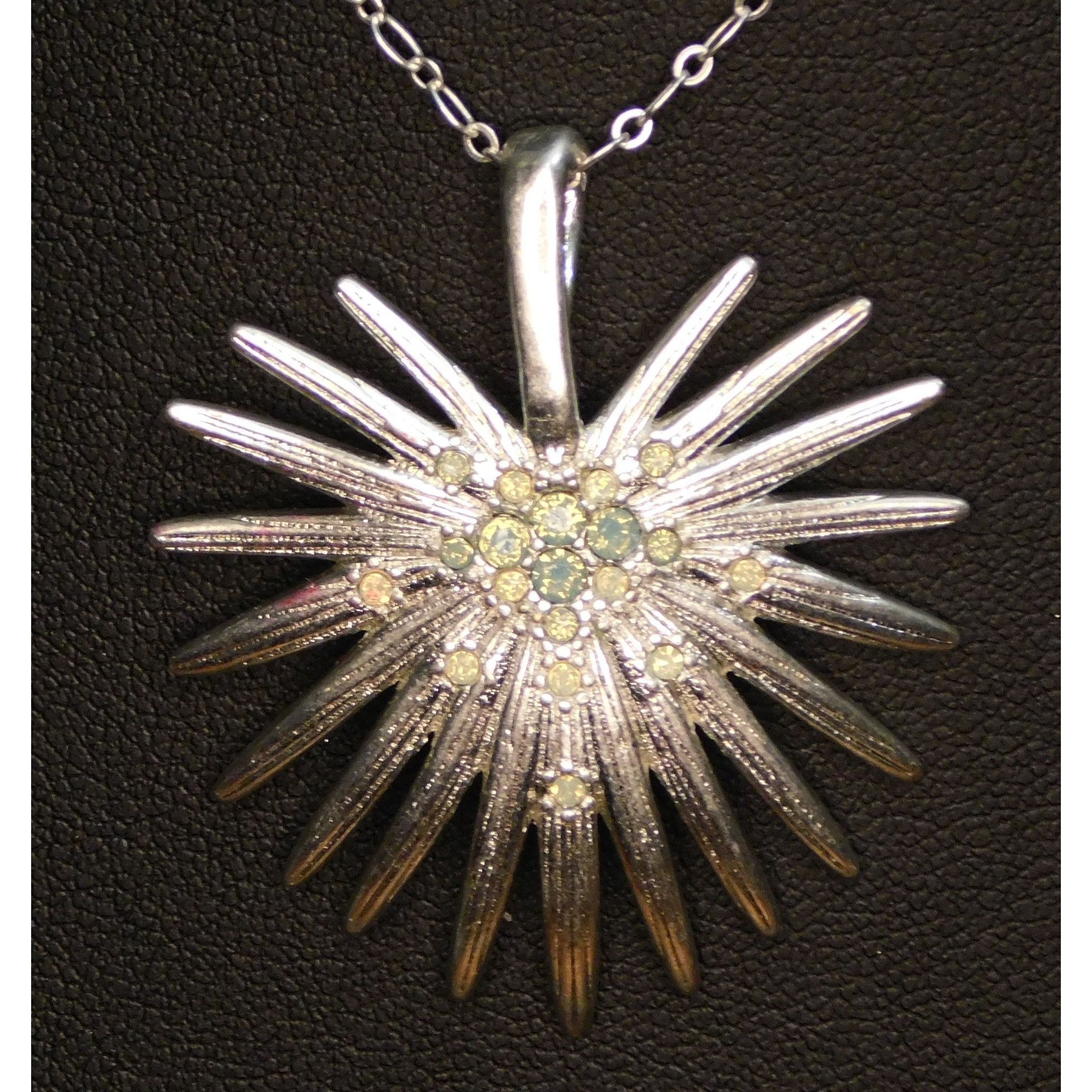 Other Whimsical Ice Princess Silver Tone Pendant Necklace With Blu Size ONE SIZE - 2 Thumbnail