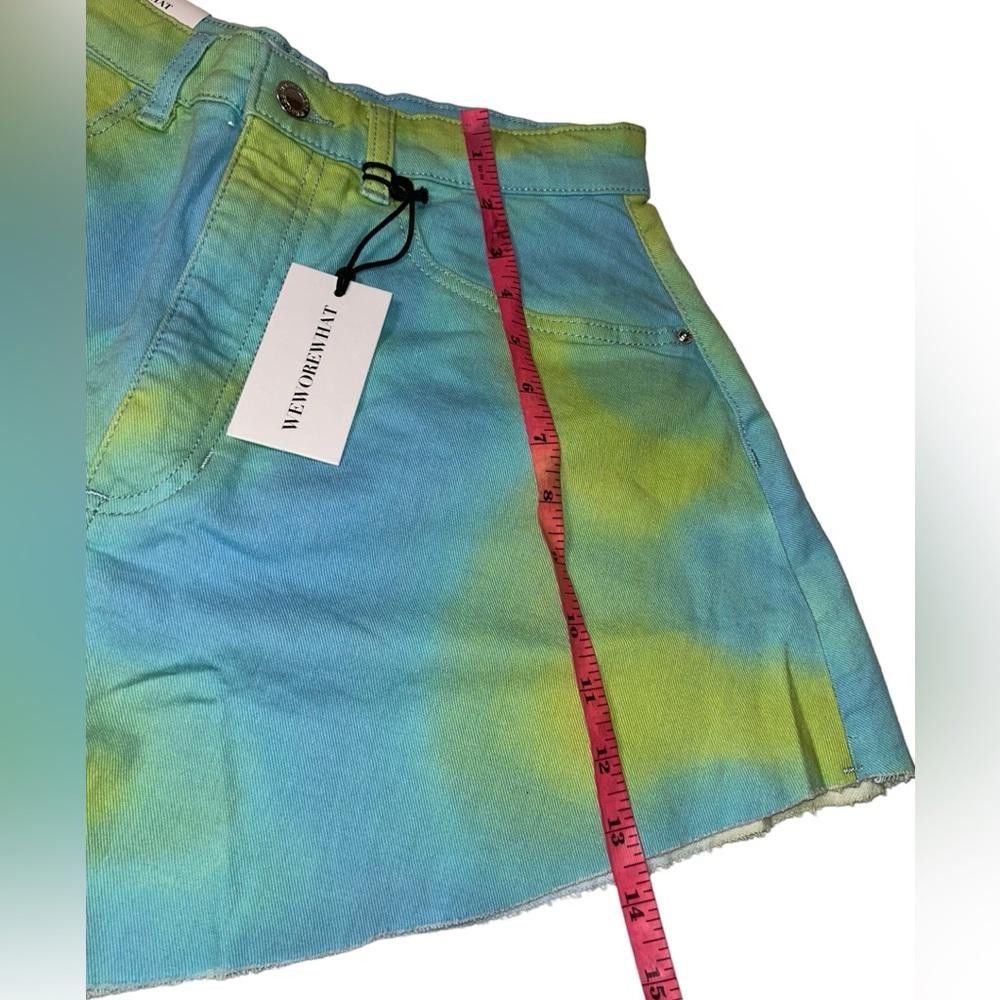 Designer WeWoreWhat l NWT Tie Dyed Flare Bell Shorts 27 Size 27" / US 4 / IT 40 - 4 Thumbnail