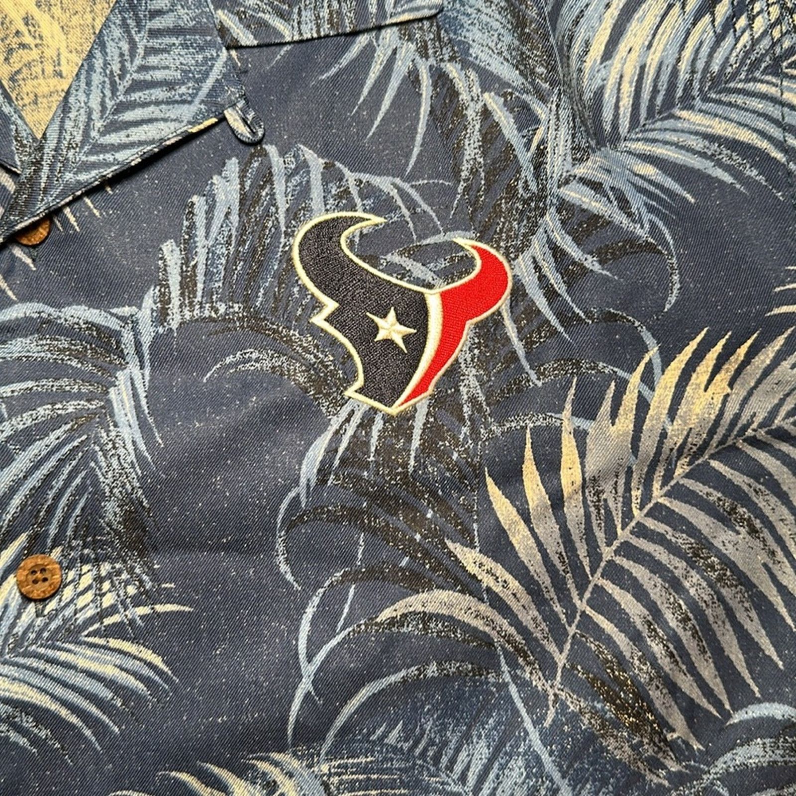 Tommy Bahama Tommy Bahama Football Houston Texans Silk Short Sleeve - XL Size US XL / EU 56 / 4 - 5 Thumbnail