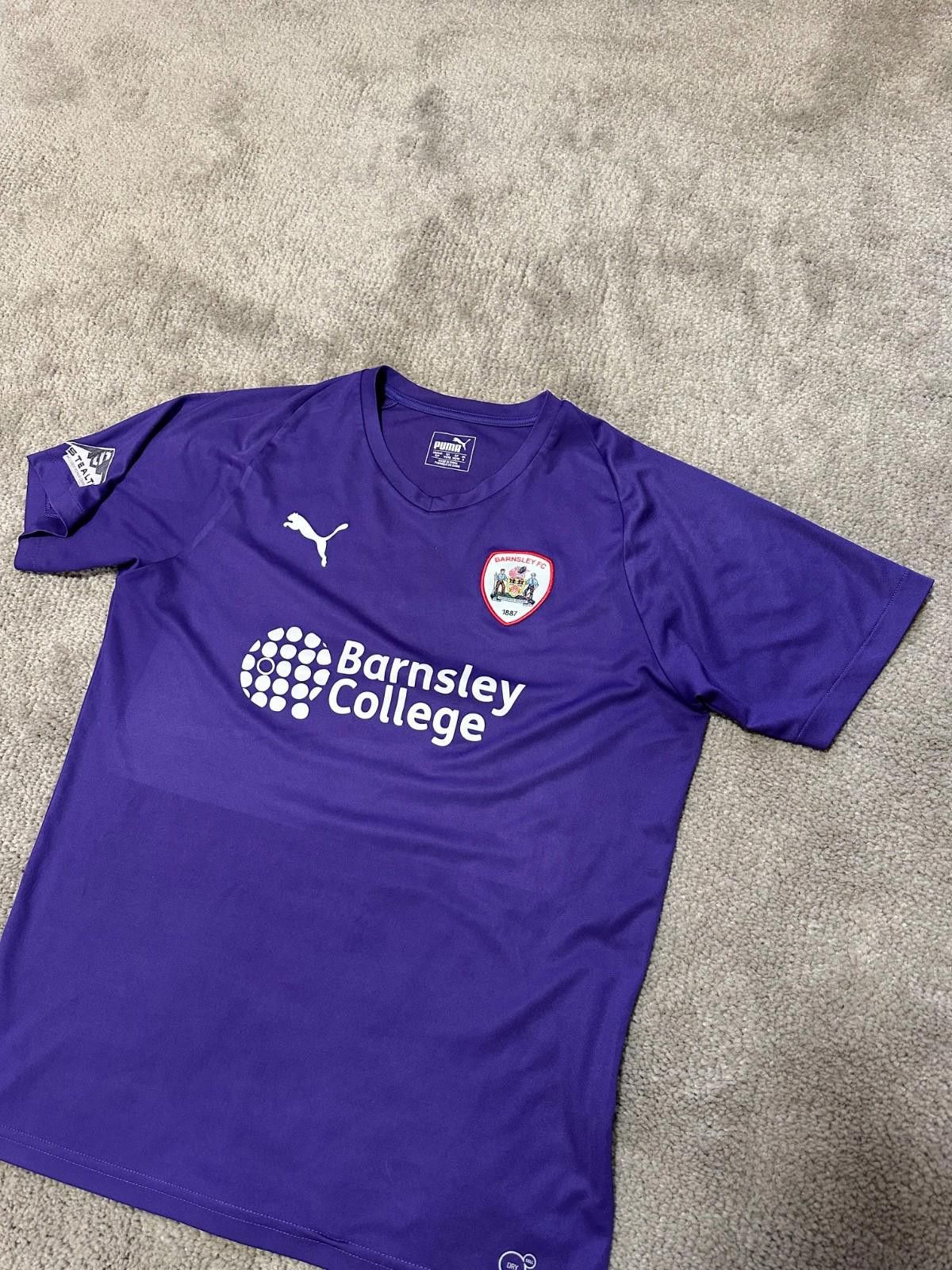Puma BARNSLEY FC 2014 2015 HOME FOOTBALL SHIRT SOCCER JERSEY PUMA Size US S / EU 44-46 / 1 - 2 Thumbnail