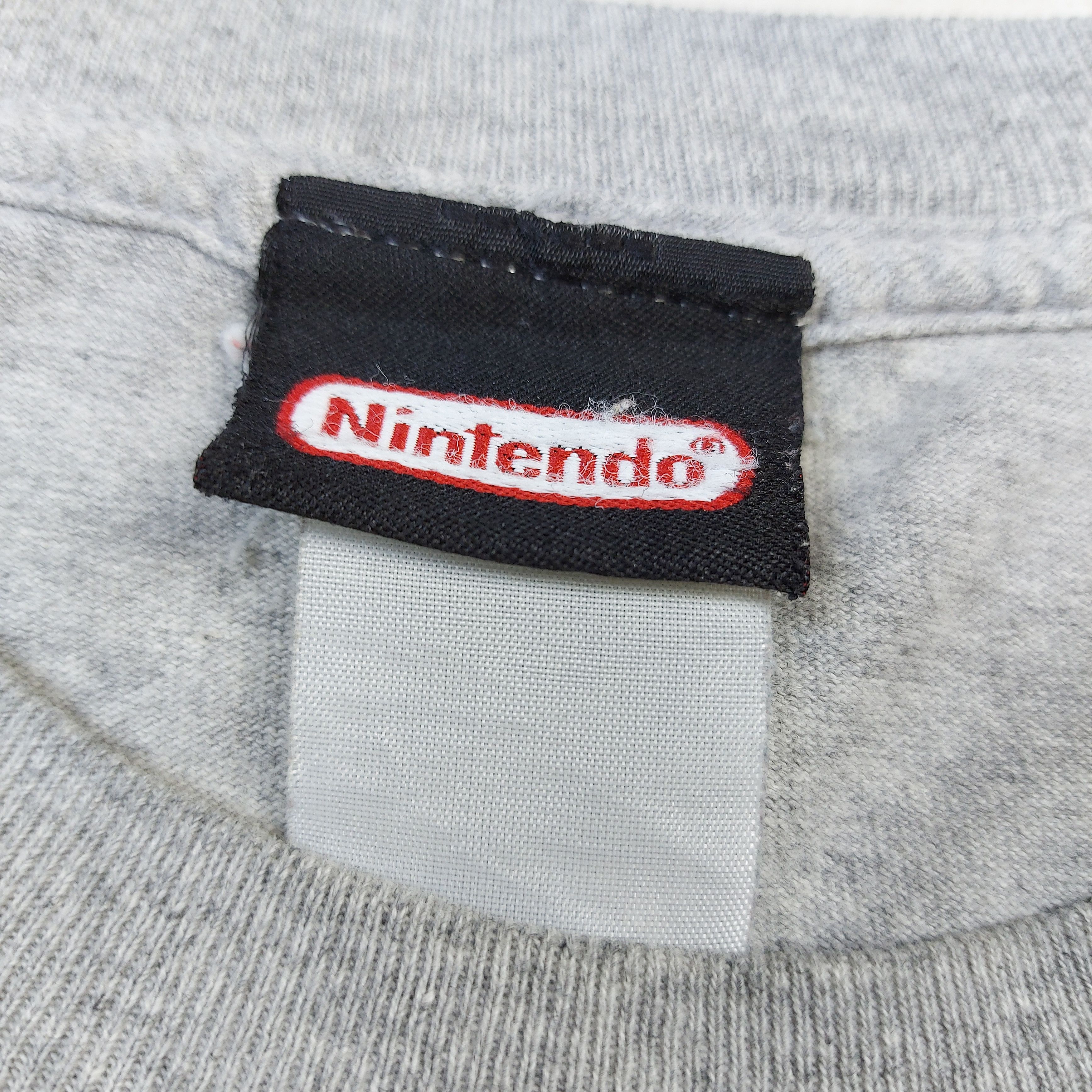 Nintendo Vintage 2006 Donkey Kong Nintendo DK Official TEE Size US L / EU 52-54 / 3 - 10 Thumbnail