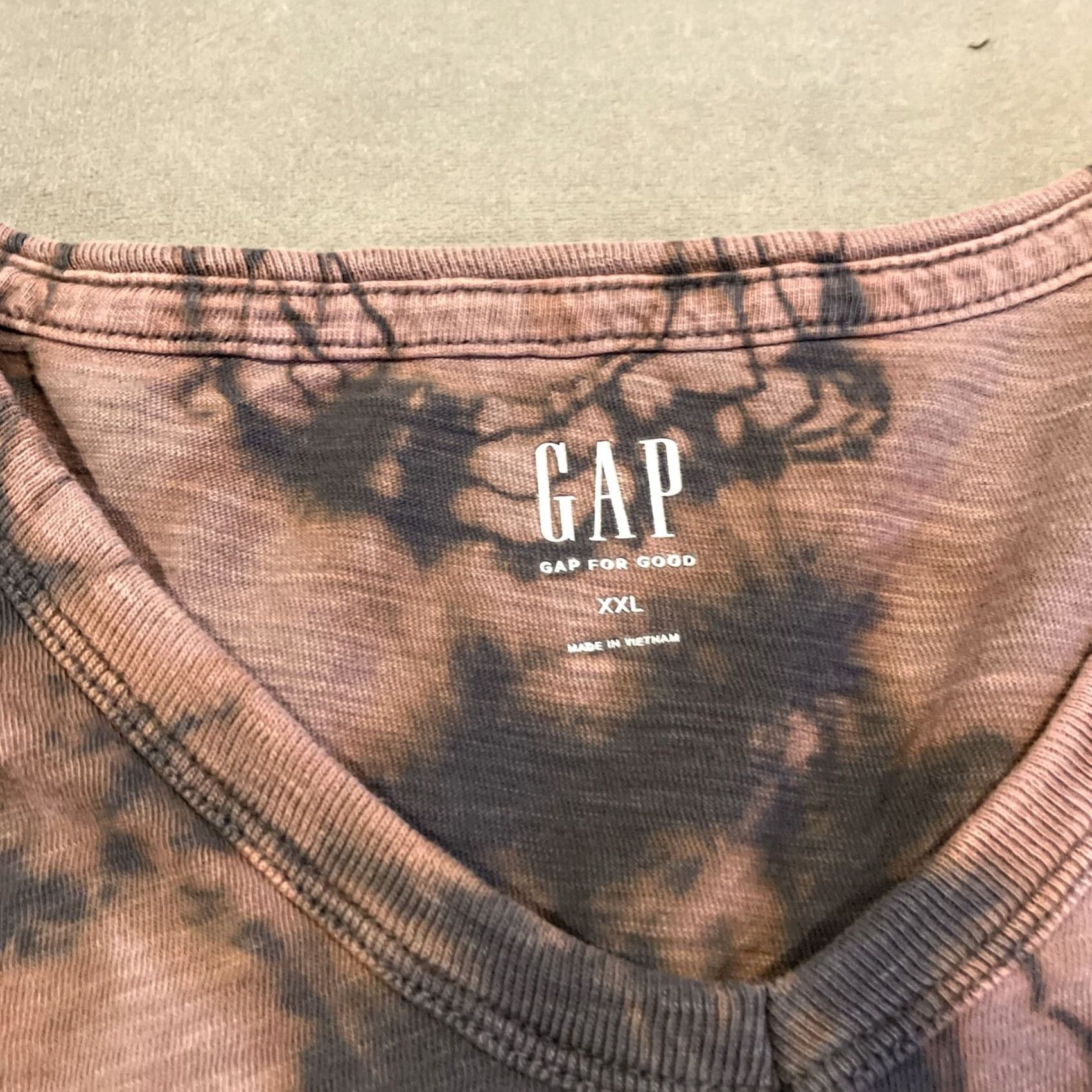 Gap Gap Reverse Tie Dye T Shirt - Men's 2XL / XXL, Custom, Multicolor, Reversible, Regular Size Size US XXL / EU 58 / 5 - 2 Thumbnail