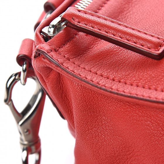 Givenchy o1loc1c0824 Size: OS / Shoulder Bag in Red Size ONE SIZE - 8 Thumbnail