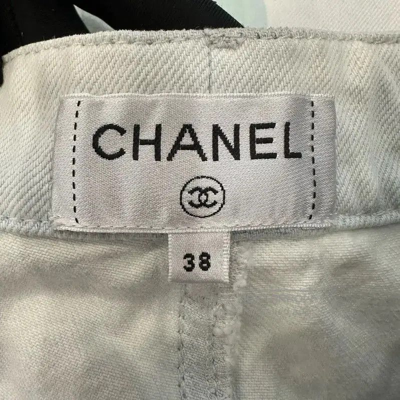 Chanel Chanel White Denim Casual Pants for Women . Size 27" / US 4 / IT 40 - 6 Thumbnail