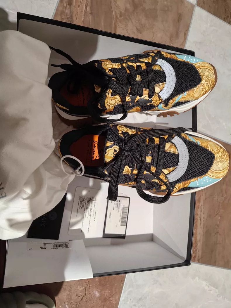 Versace Versace Black and gold color-blocked casual shoes Size US 7 / EU 40 - 2 Thumbnail