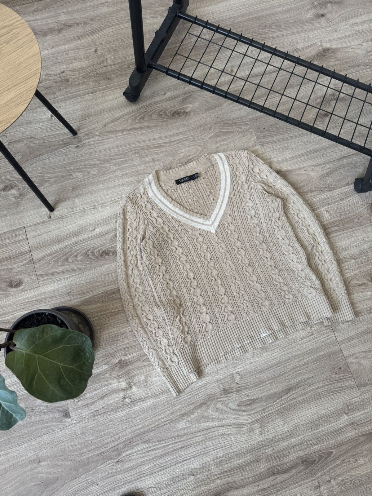 Lauren Ralph Lauren Lauren Ralph Lauren Cable Knit V Neck Sweater Size L / US 10 / IT 46 - 2 Thumbnail