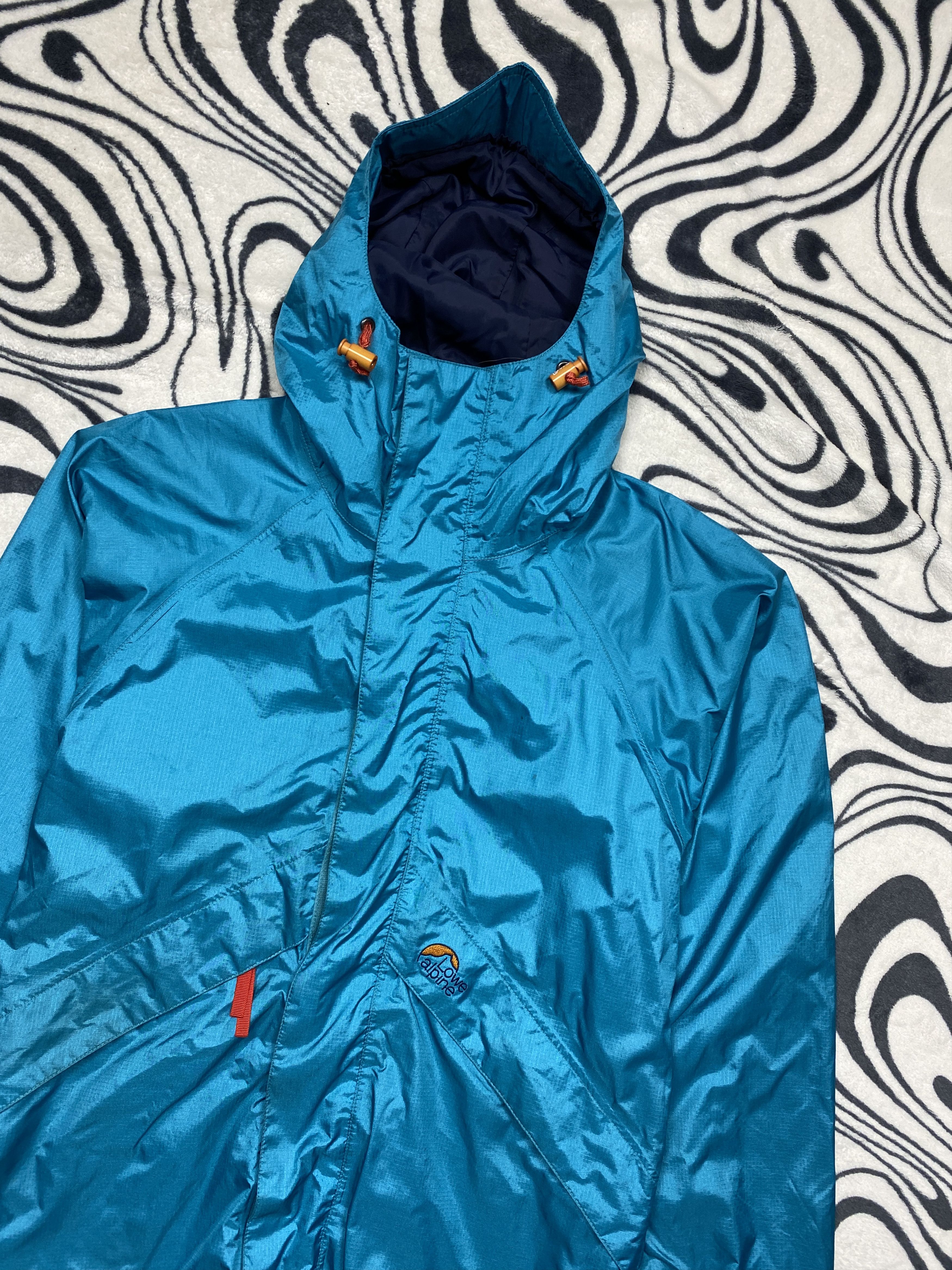 Vintage Lowe Alpine Vintage Mens Outdoor Jacket Size US S / EU 44-46 / 1 - 2 Thumbnail