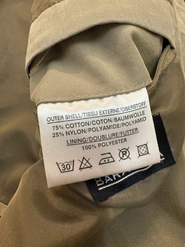 Baracuta Baracuta England cotton Trench Coat Jacket size M Size US M / EU 48-50 / 2 - 17 Thumbnail