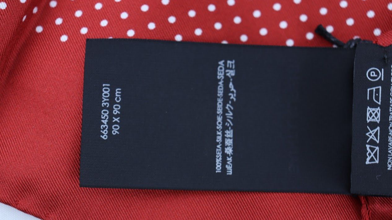 Saint Laurent Paris o1rshd1 Size: OS / Carre Pois Rouge Twill Scarf in Red Size ONE SIZE - 7 Thumbnail