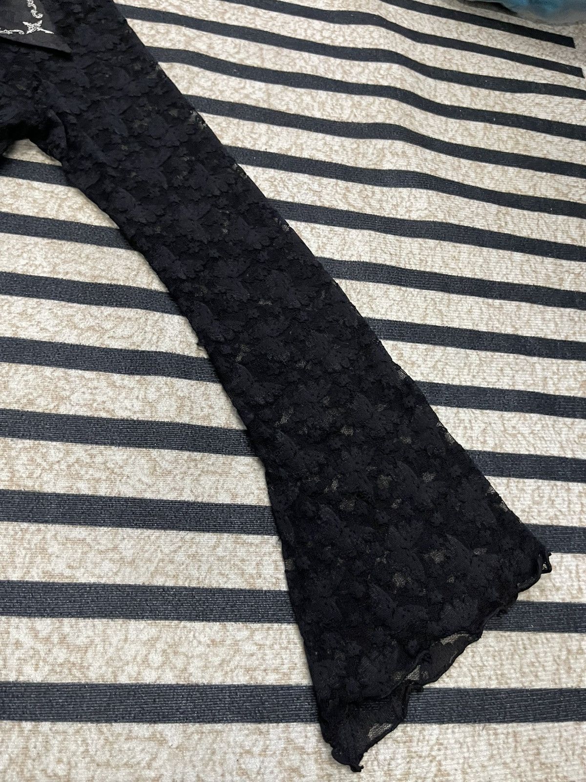 If Six Was Nine 2000s H.NAOTO CROSS CHARM LACE FRILL ZIPPER CARDIGAN RARE Size M / US 6-8 / IT 42-44 - 7 Thumbnail