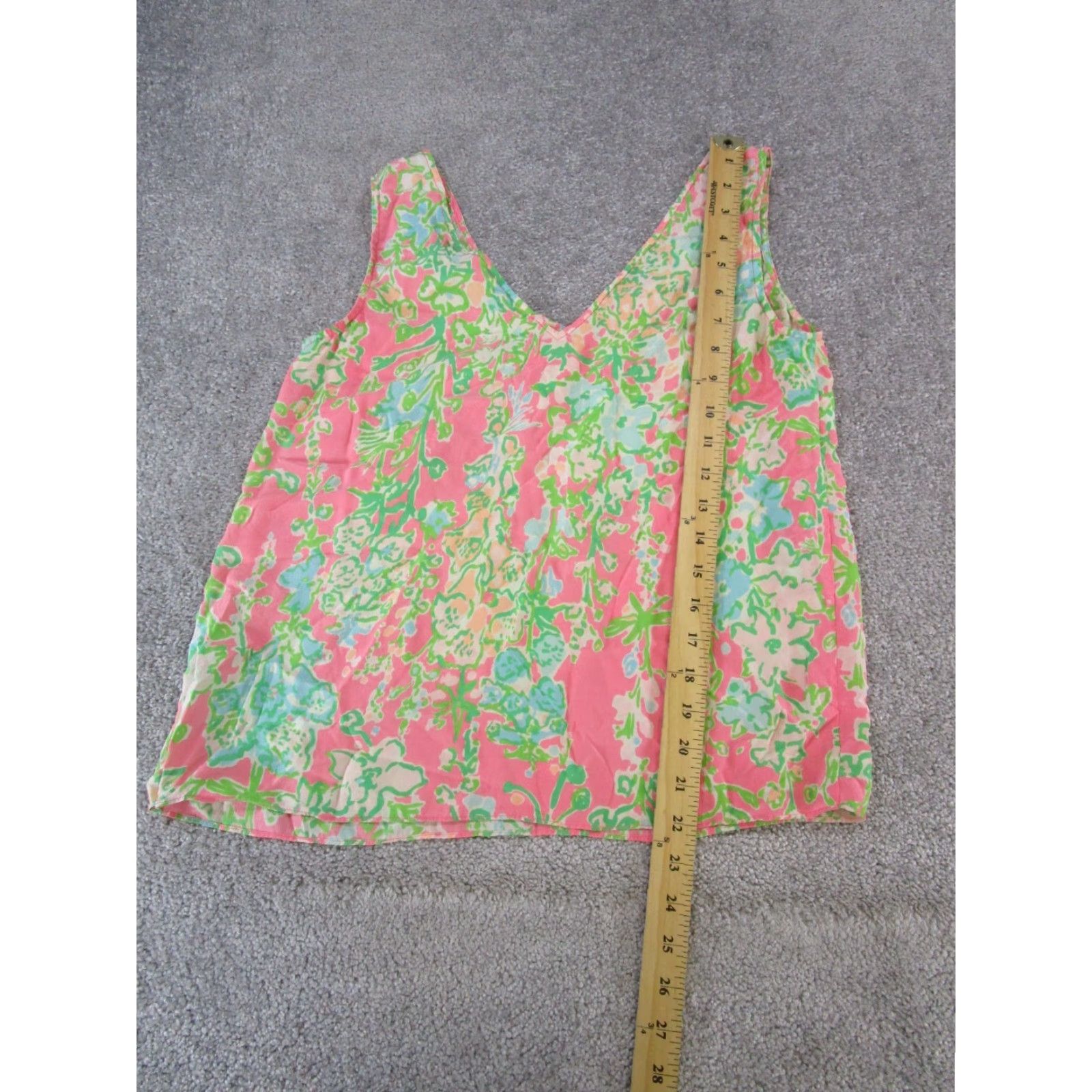 Lilly Pulitzer Lilly Pulizter Top Womens Small Pink Green Blue Floral Size S / US 4 / IT 40 - 6 Thumbnail