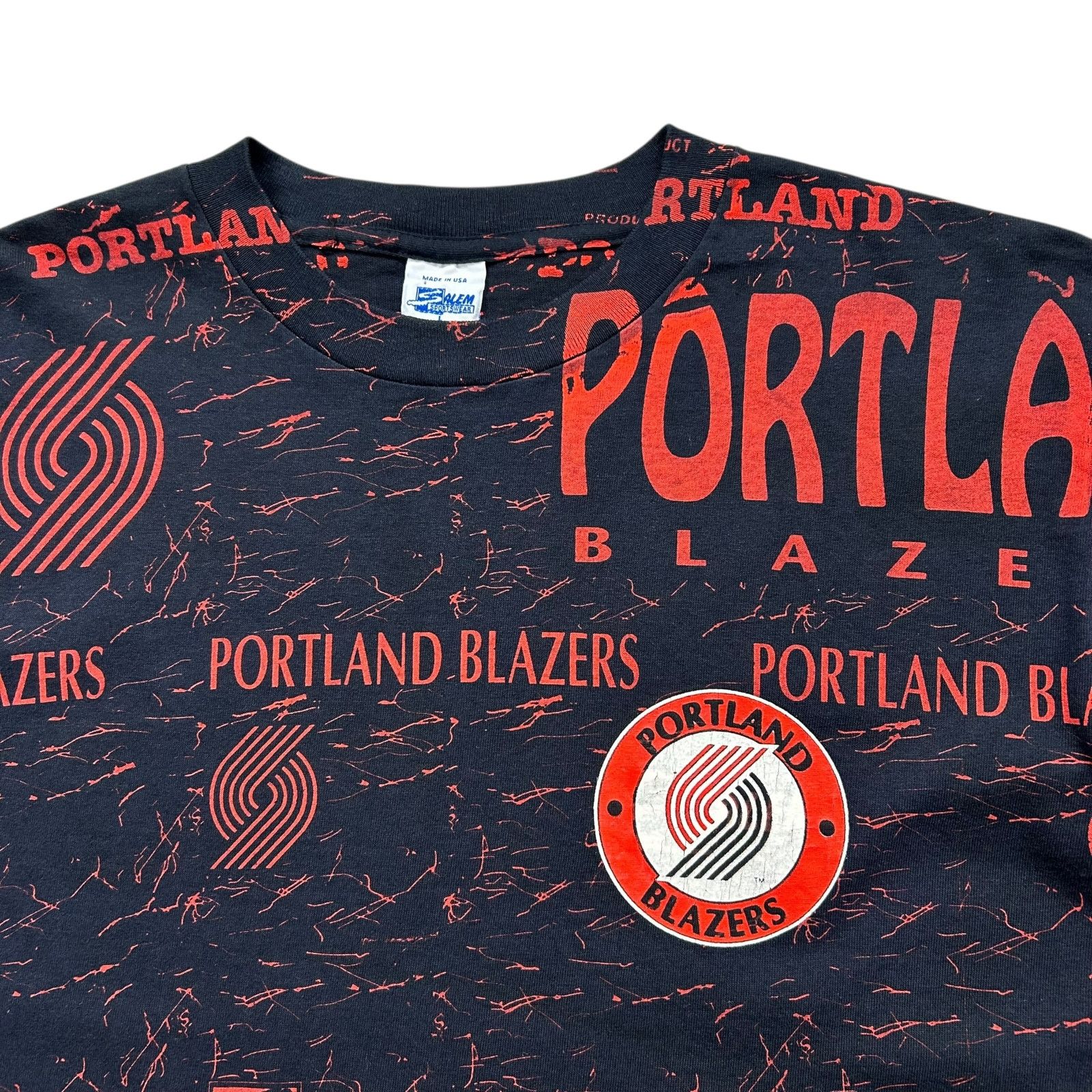 NBA VTG 90s PORTLAND TRAIL BLAZERS SALEM SPORTSWEAR AOP T-SHIRT Size US L / EU 52-54 / 3 - 3 Thumbnail