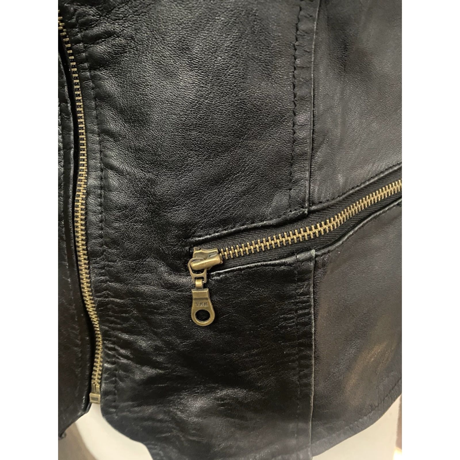 Vintage VINTAGE Allstate Leather Vest Zip Up Cobra Patch Black Medium Adult Size Medium Size US L / EU 52-54 / 3 - 7 Thumbnail