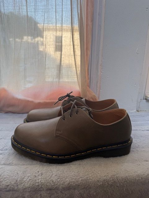 Dr. Martens 1461 Carrera Leather Oxford Size US 11 / EU 44 - 1 Thumbnail