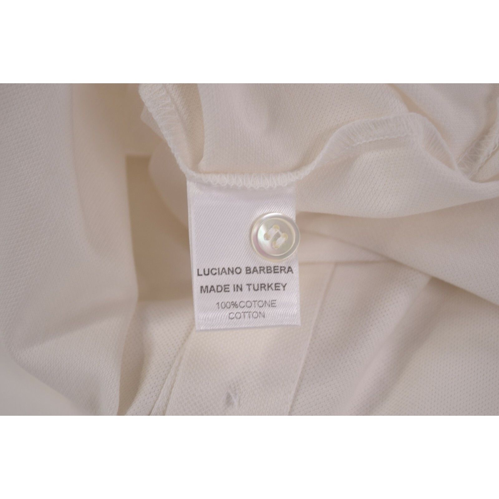 Luciano Barbera Luciano Barbera New without tags Shirt Size M US In White Size US M / EU 48-50 / 2 - 9 Thumbnail