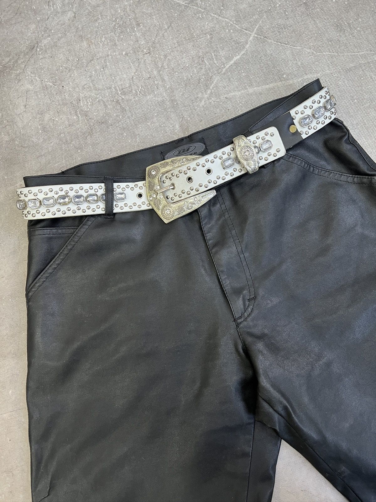 Hysteric Glamour Rhinestones y2k leather white hype belt gothic style Size ONE SIZE - 1 Thumbnail
