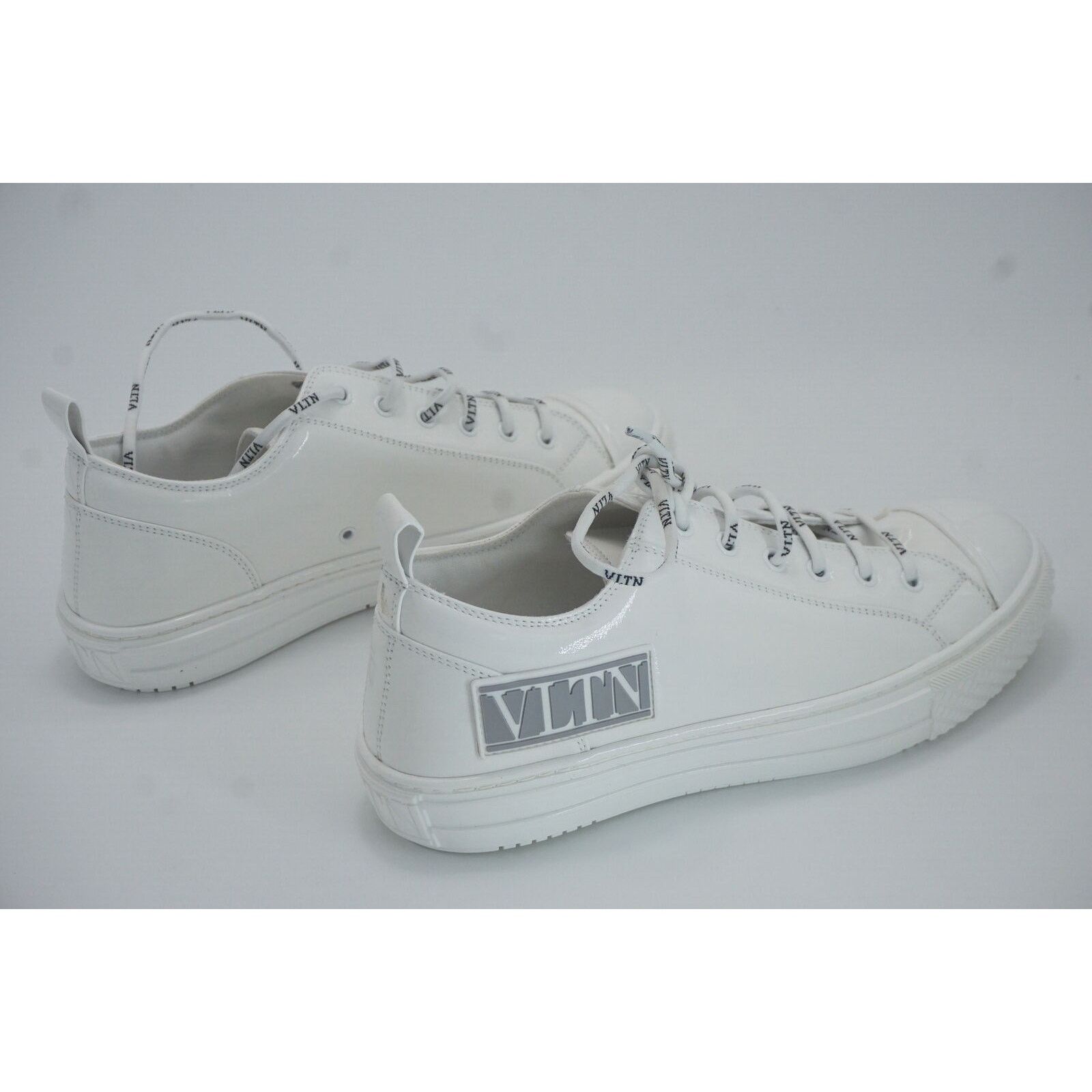 Valentino Valentino Giggies VLTN Logo White Patent Sneaker 39 low top Size US 9 / IT 39 - 10 Thumbnail