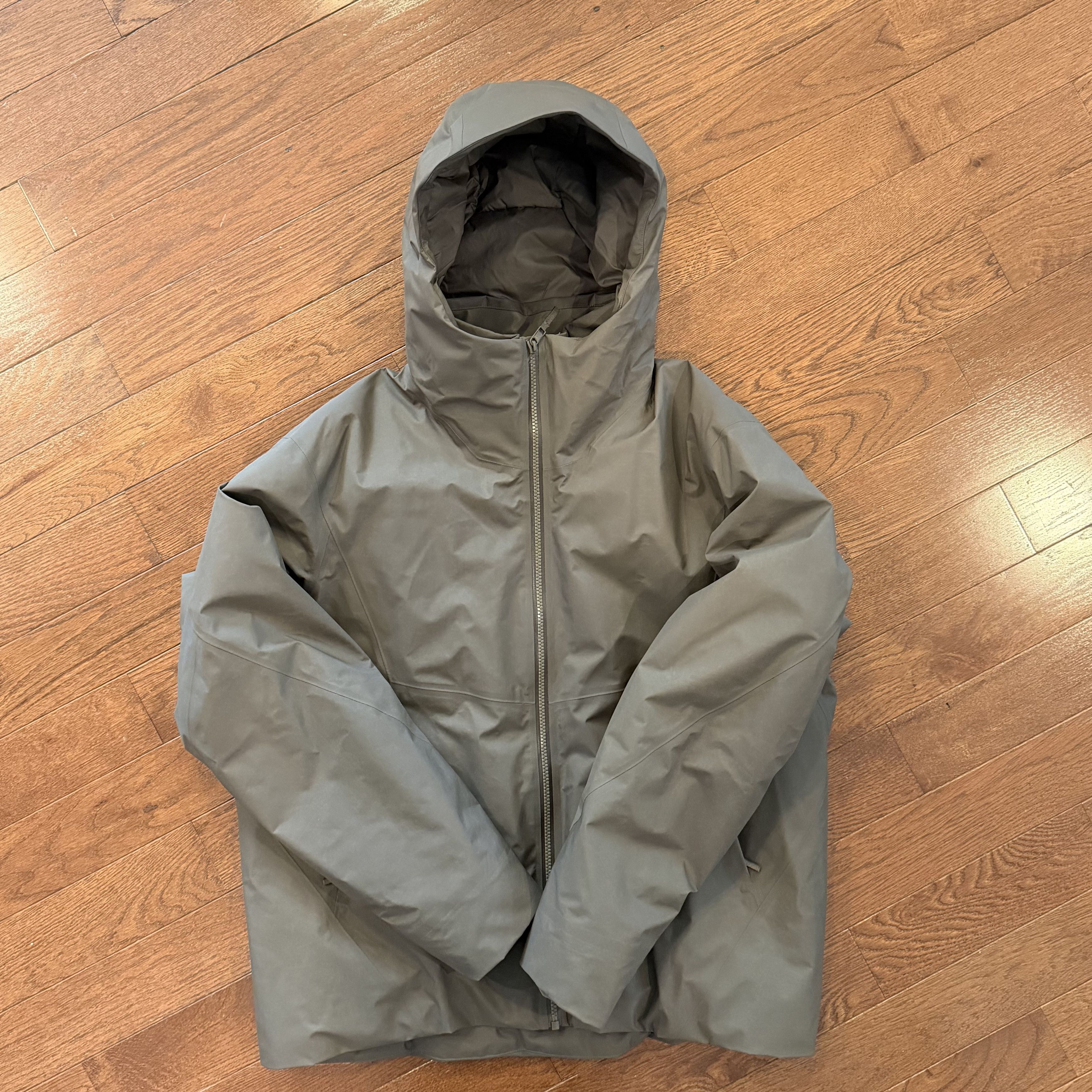 Veilance Lenan Insulated Tech Wool Topcoat Men's | Grailed