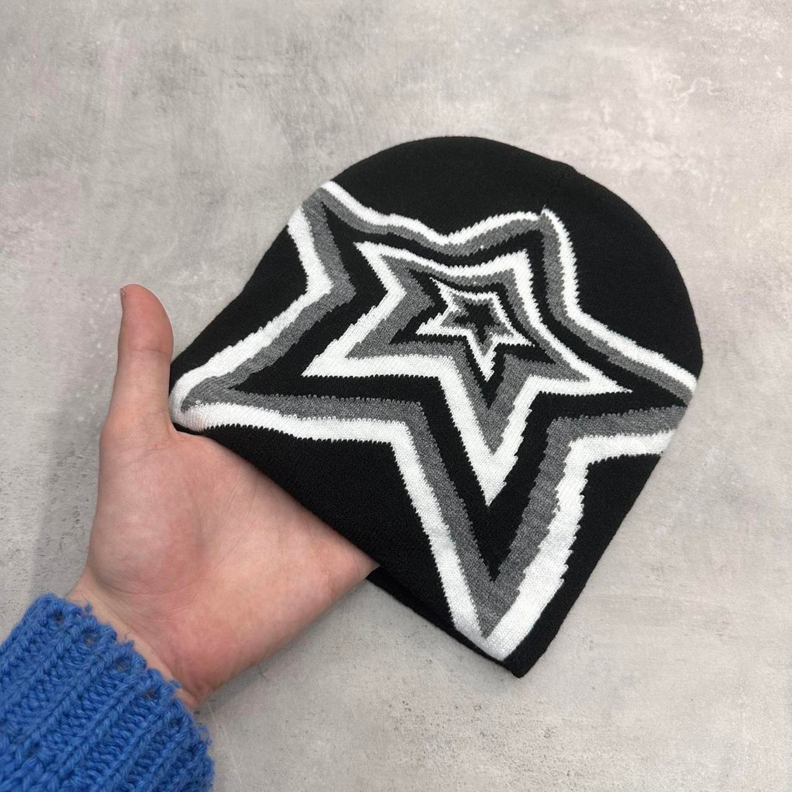 Vintage Black White and Gray Star Acrylic Graphic Beanie Hat Size ONE SIZE - 6 Thumbnail