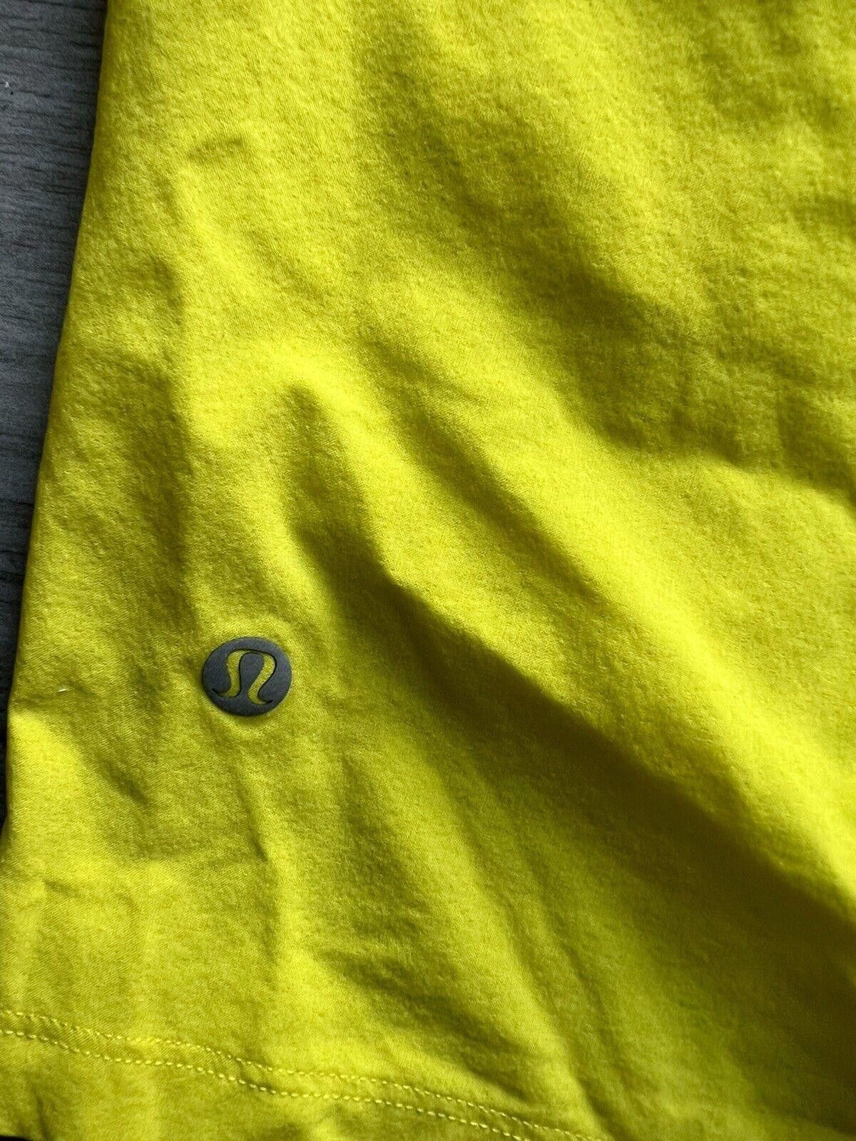 Designer Lululemon T.H.E. Short 9" *Linerless Size US 32 / EU 48 - 5 Thumbnail
