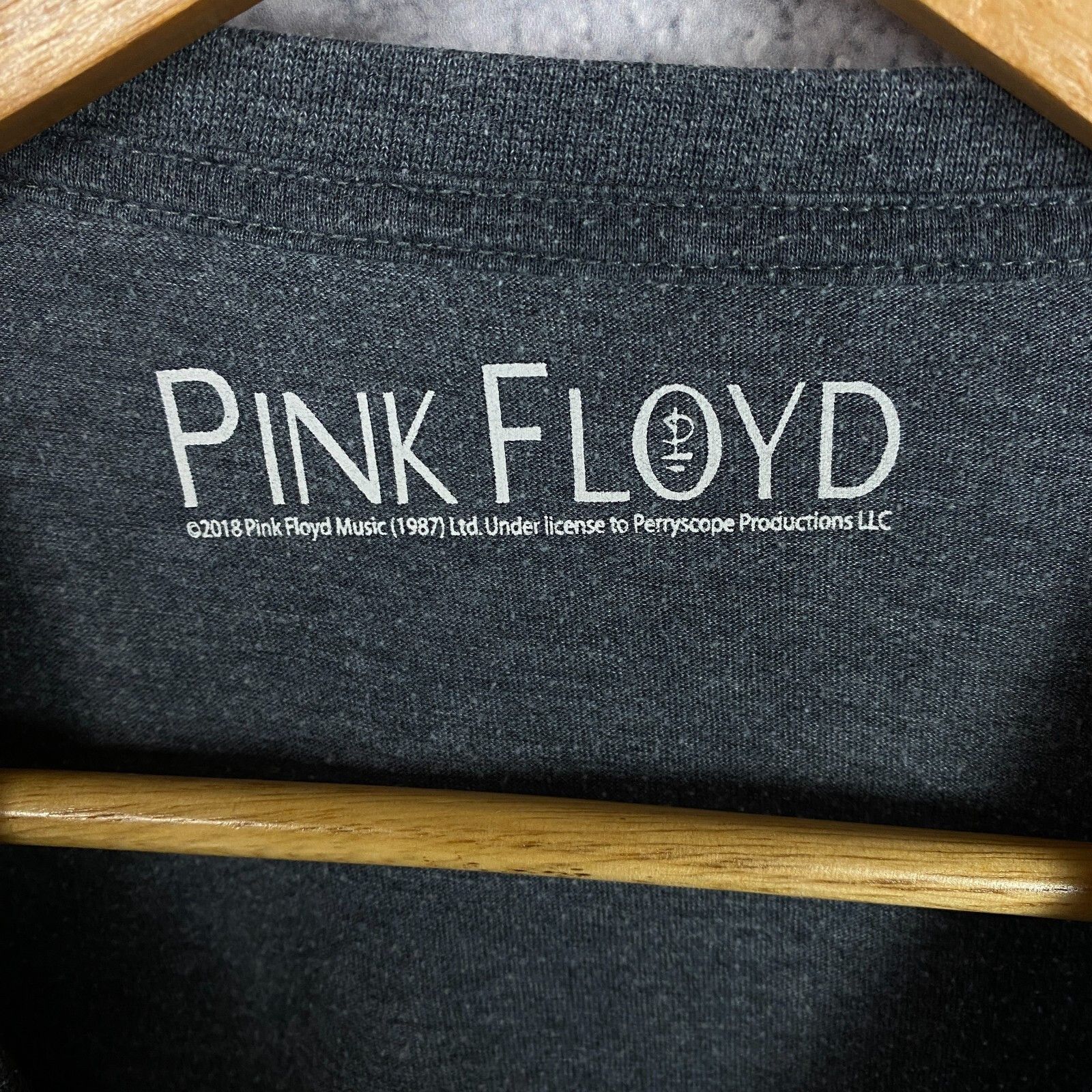 Pink Floyd Pink Floyd The Dark Side Of The Moon Tee Men's Size 2XL Gray Size US XXL / EU 58 / 5 - 5 Thumbnail