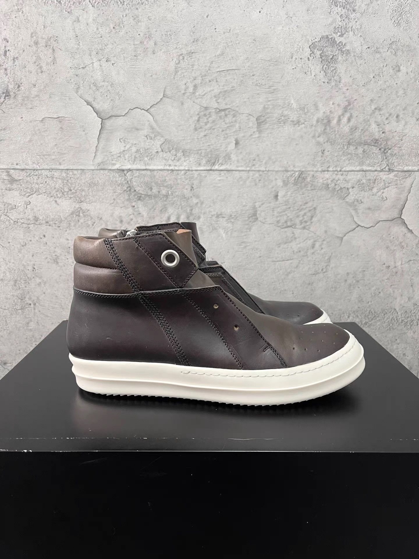 Rick Owens Rick Owens 16SS Island Dunk Sneakers K34 Size US 6 / EU 39 - 2 Thumbnail