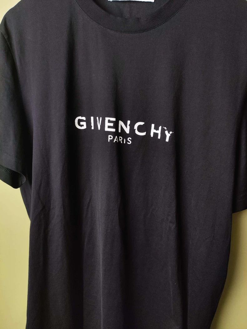 Givenchy Givenchy Distressed Black Crew Neck Hooded Sweatshirt, Siz Size US L / EU 52-54 / 3 - 7 Thumbnail