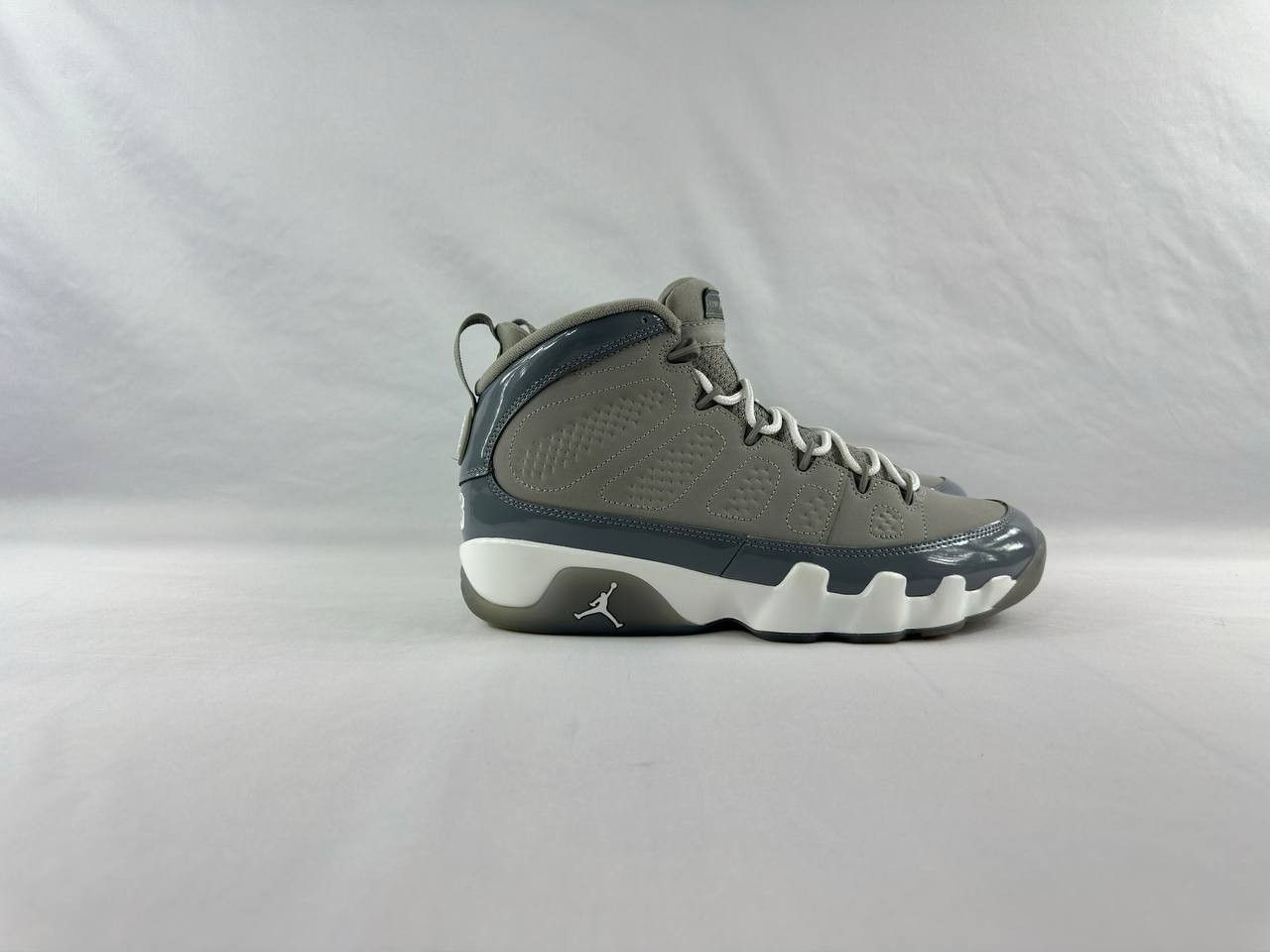 Nike Nike Air Jordan 9 Retro 'Cool Grey' 2025 HV4794-011 Size US 10 / EU 43 - 1 Thumbnail