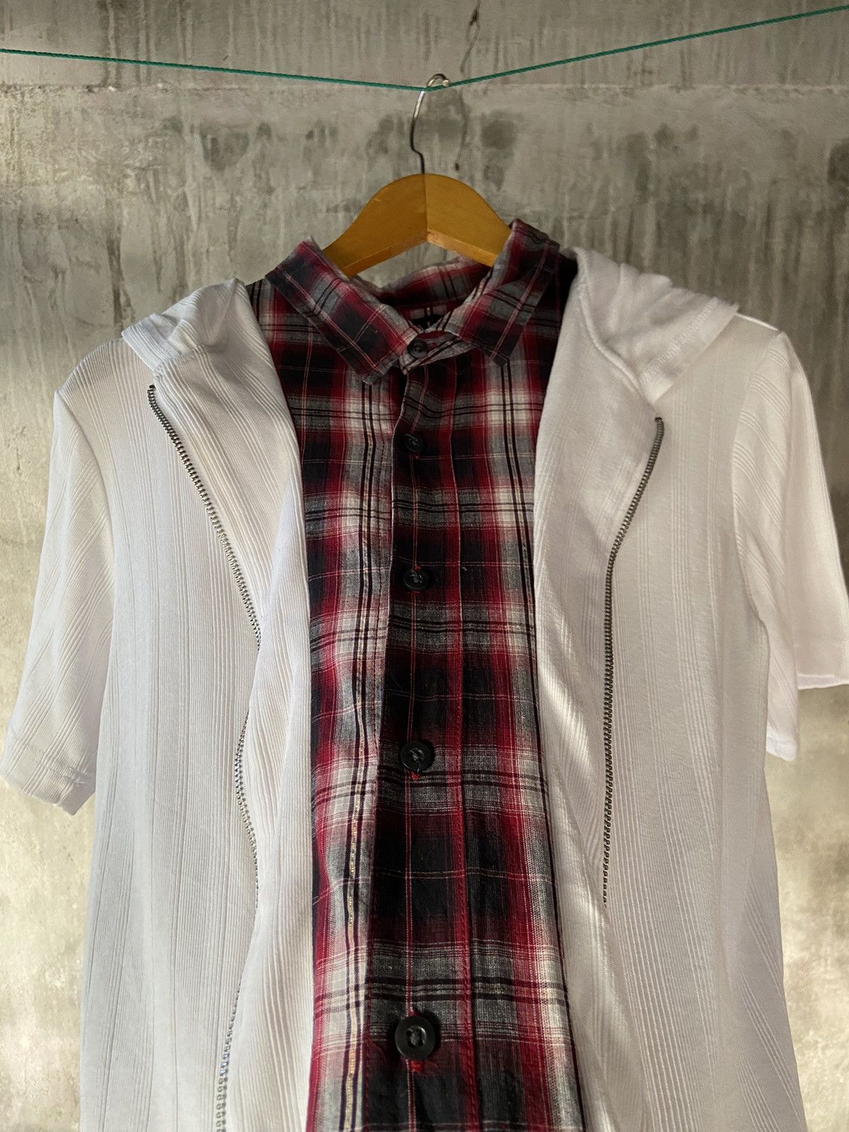 Beauty Beast × Hysteric Glamour × Japanese Brand DOUBLE LAYER OVAL DICE BUTTON SHIRT ZIP STYLE Size US L / EU 52-54 / 3 - 5 Thumbnail