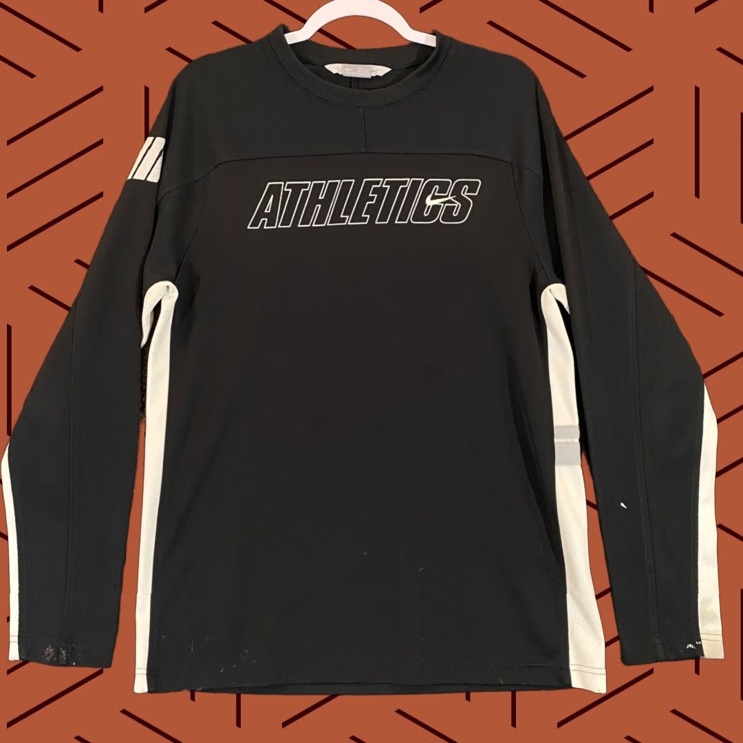 Nike Nike Athletics Shirt Mens Medium Black White Blue Long Sleeve Outdoor Workout Size US M / EU 48-50 / 2 - 1 Thumbnail