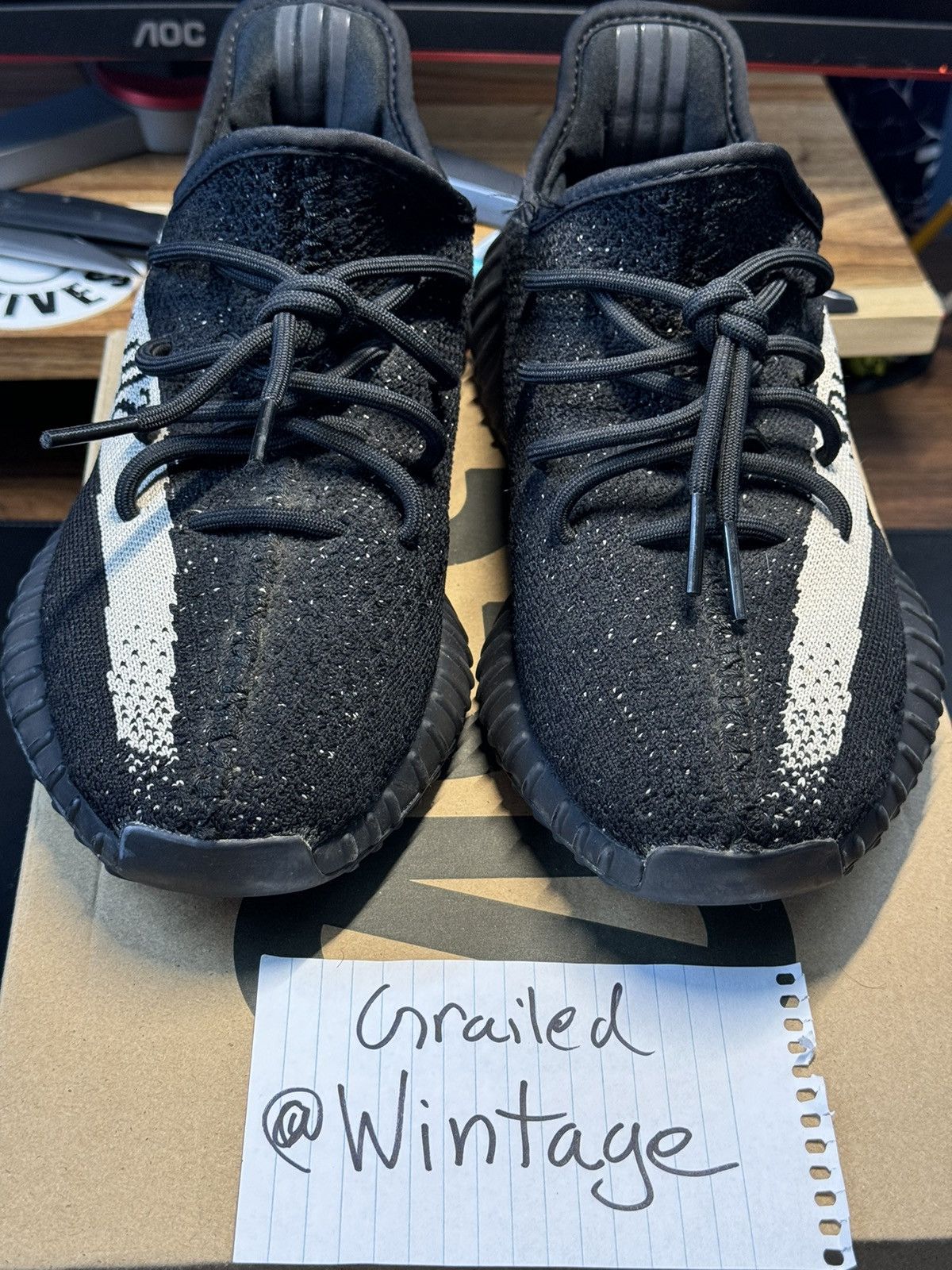 Adidas × Kanye West × Yeezy Yeezy Boost 350 V2 Oreo - 9.5M - Good Condition Size US 9.5 / EU 42-43 - 16 Thumbnail