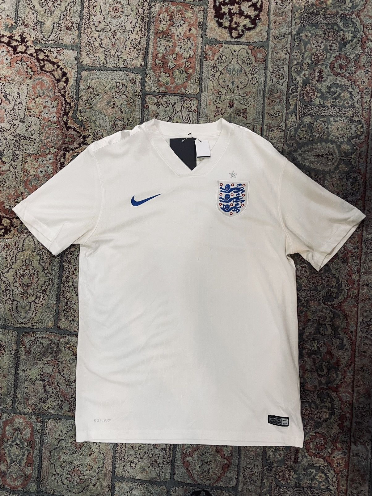 Other England 2014 Home Jersey Size US L / EU 52-54 / 3 - 1 Thumbnail