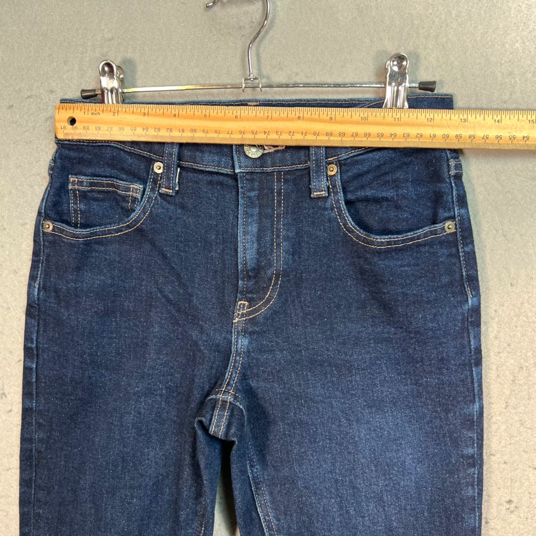Uniqlo Uniqlo Womens Jeans Size 23 Mid-Rise Dark Wash Denim Skinny Size 40" / US 18 - 5 Thumbnail