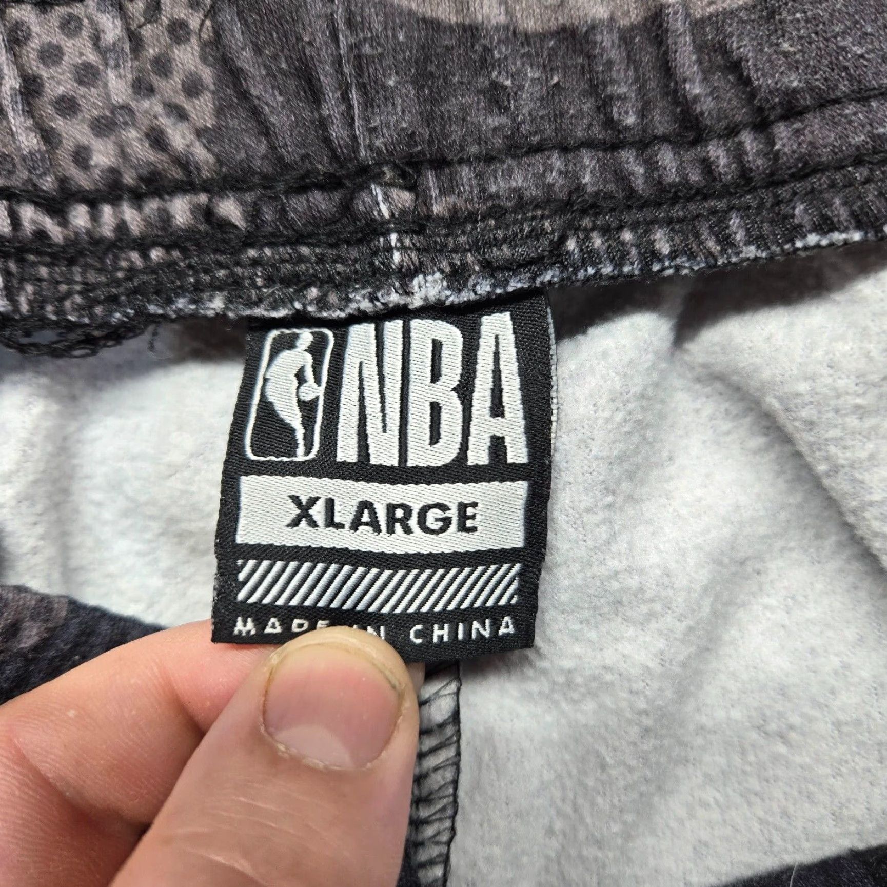 NBA NBA Sweatpants Jogger Black Gray Camo Elastic Waist Drawstring Basketball Men XL Size US 36 / EU 52 - 3 Thumbnail