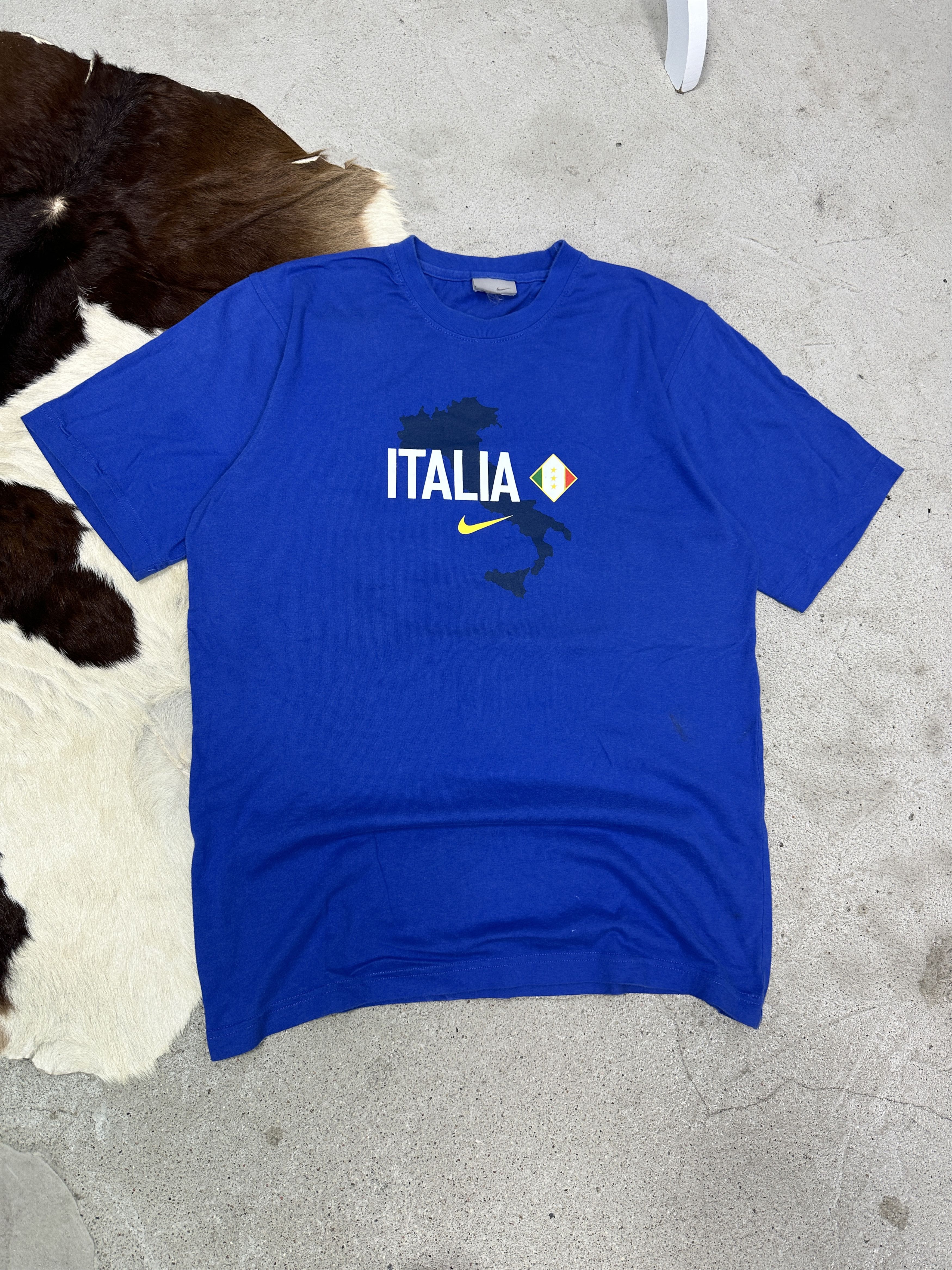 Nike Vintage Streetwear Sporty Nike Italia Totti T-shirt 00s Size US M / EU 48-50 / 2 - 2 Thumbnail
