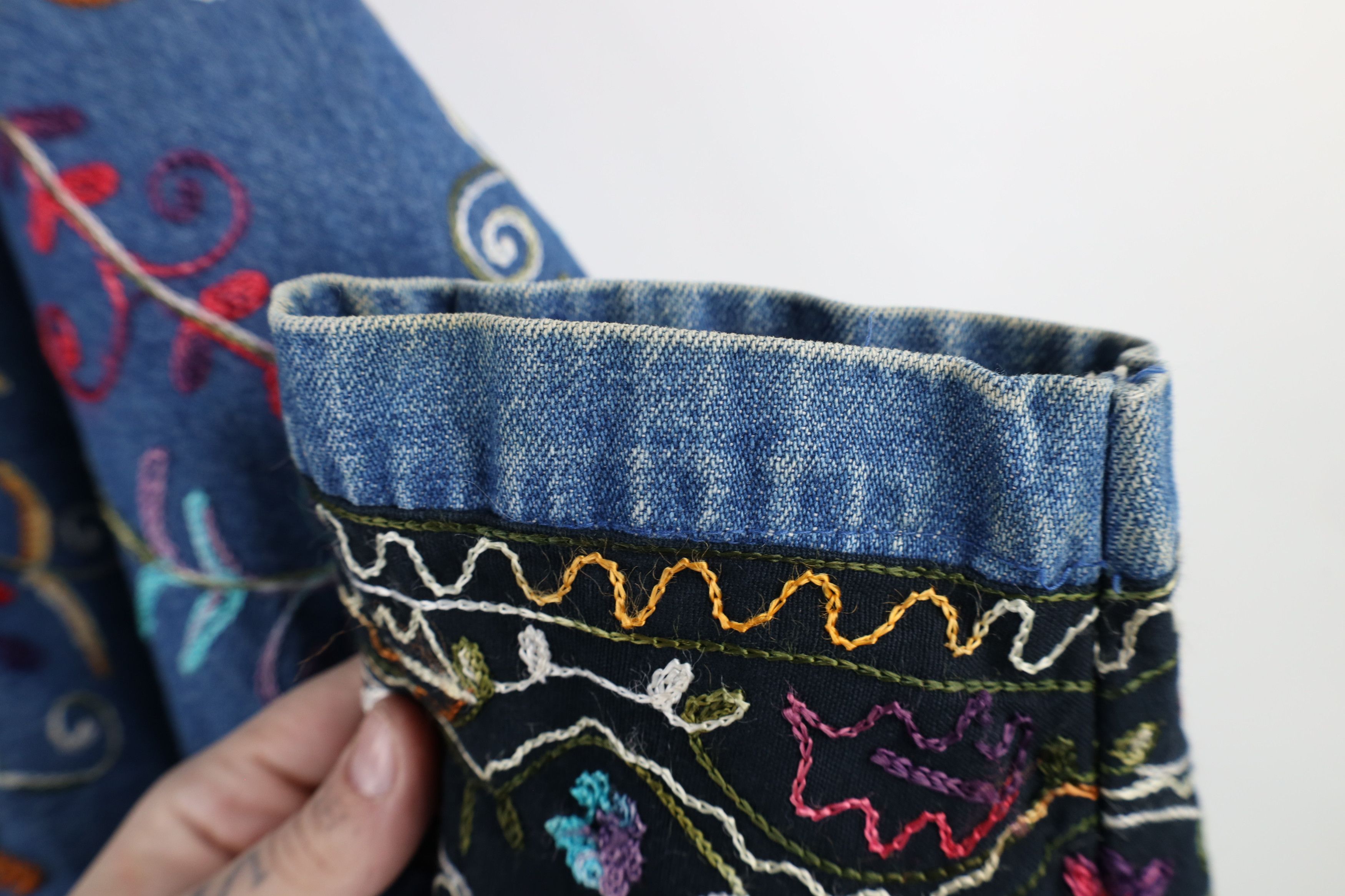 Vintage Vintage 90s Y2K Fairy Bella Embroidered Flower Denim Jacket Size XXL / US 16-18 / IT 52-54 - 9 Thumbnail