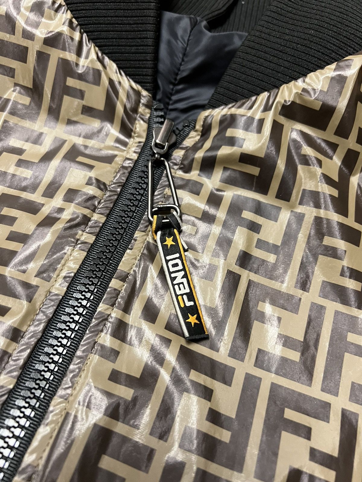 Fendi × Fila Fendi x fila reversible jacket size 40 / S pre-owned Size US S / EU 44-46 / 1 - 2 Thumbnail