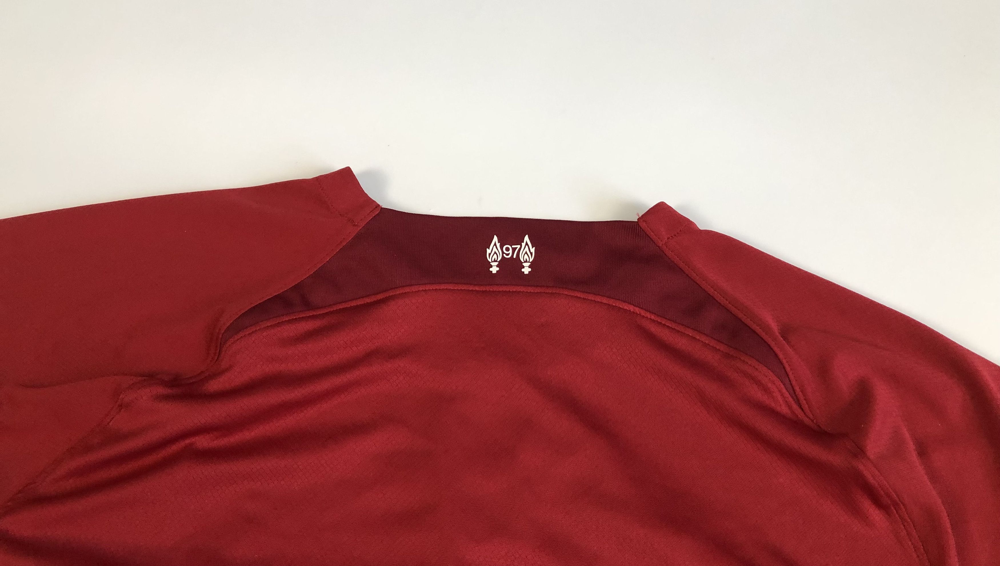 Nike Nike Liverpool 2022-2023 Home Jersey Size US XXL / EU 58 / 5 - 6 Thumbnail